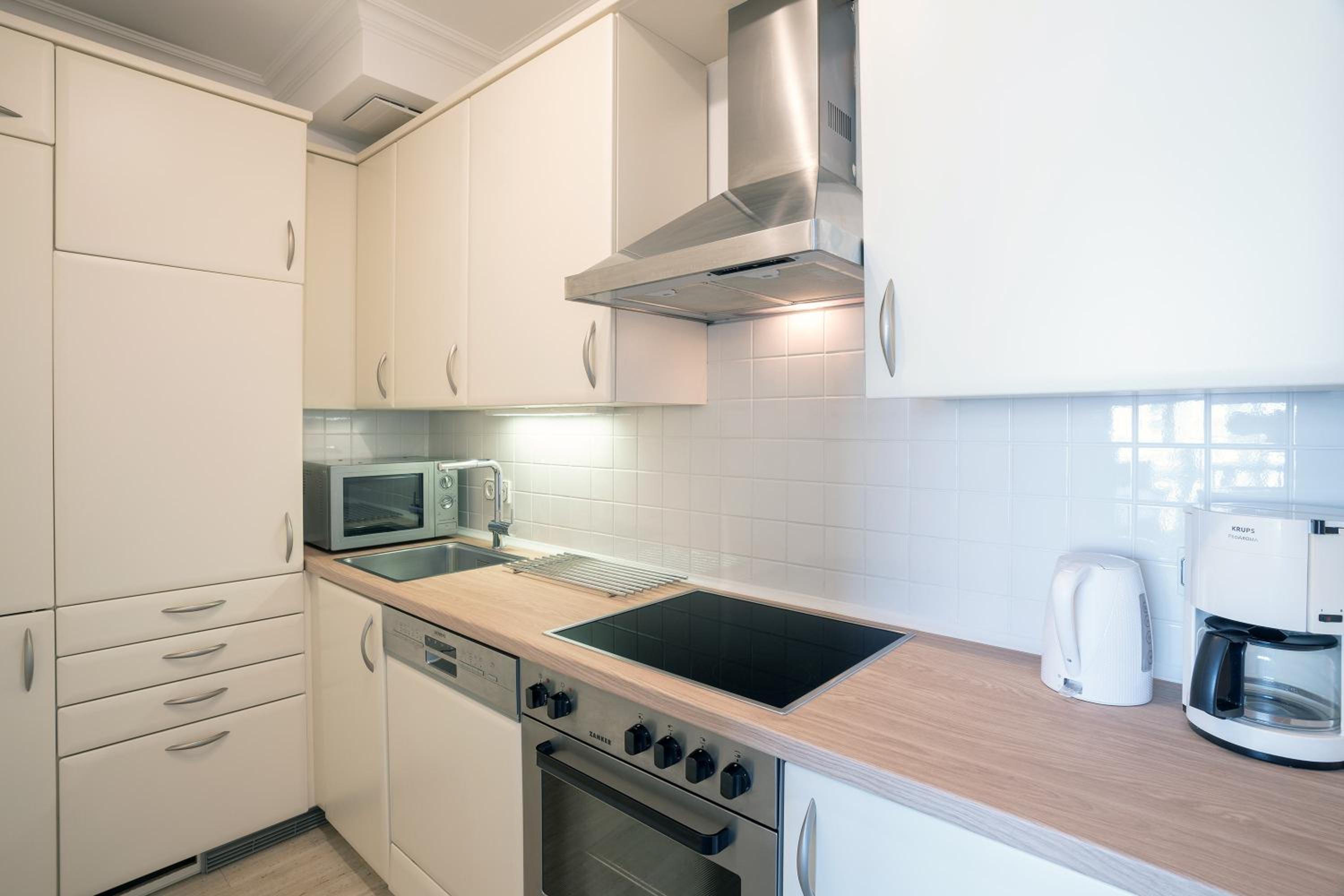 2-Room Apartment (2-4 Adults)