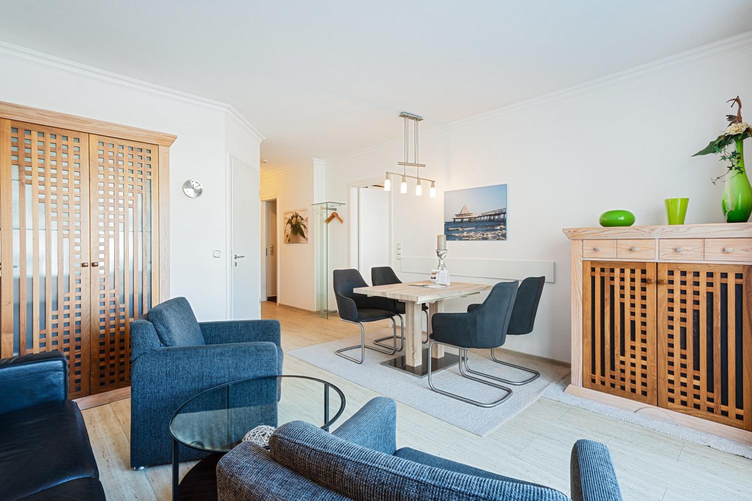 2-Room Apartment (2-4 Adults) thumbnail 5