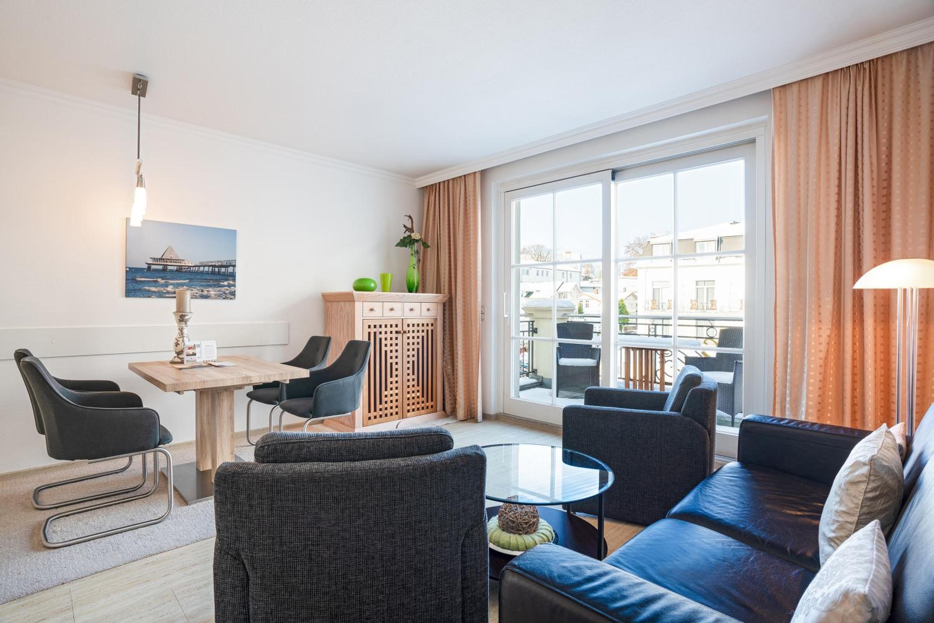 2-Room Apartment (2-4 Adults)