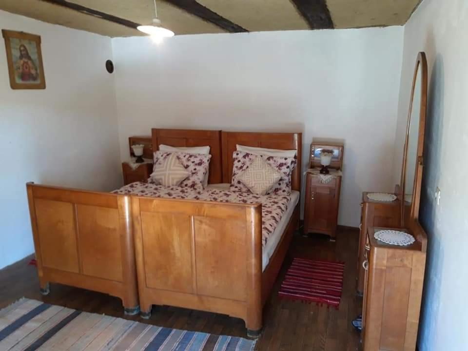Double Room with Garden View - Photo 8