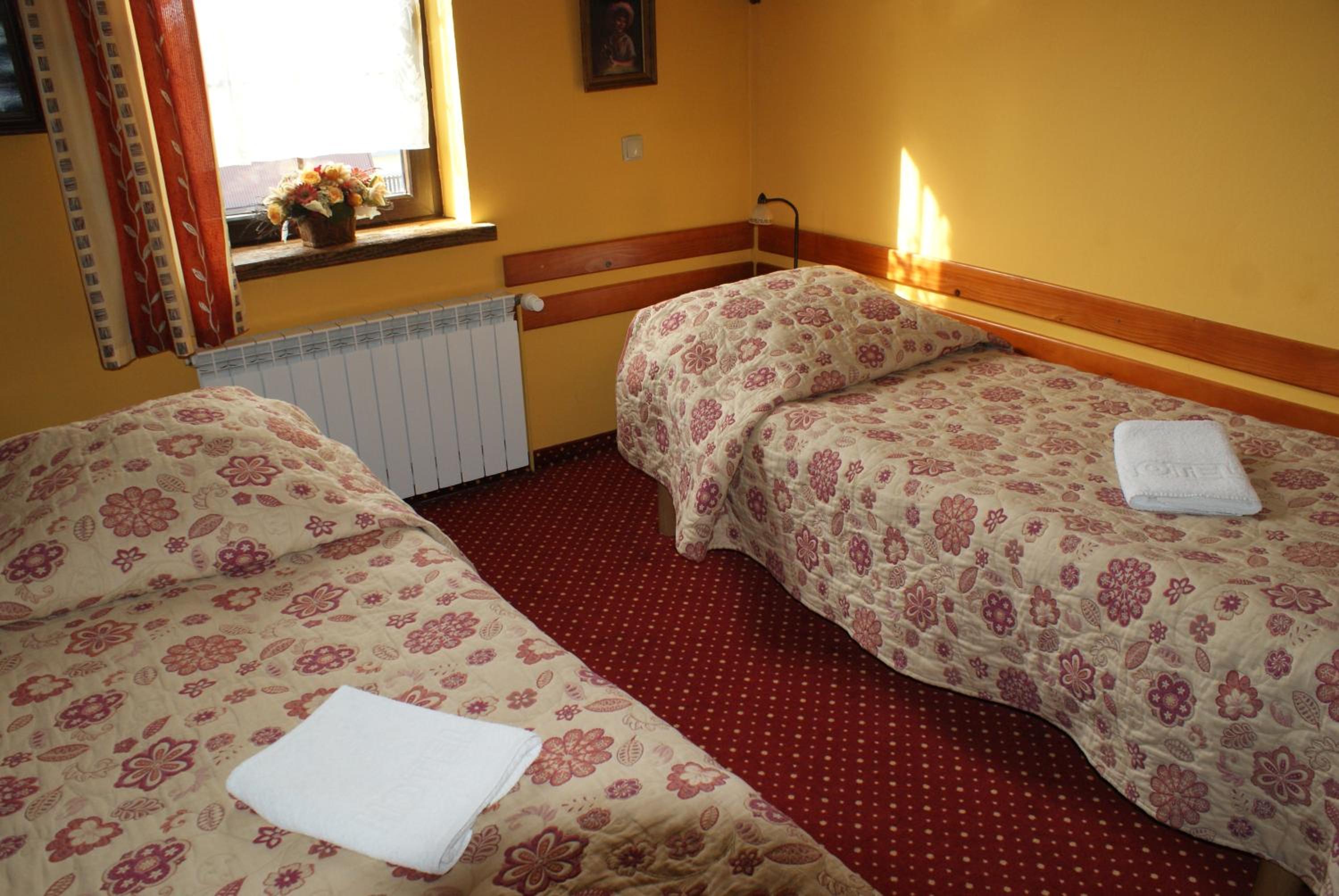 Standard Double Room - Photo 5