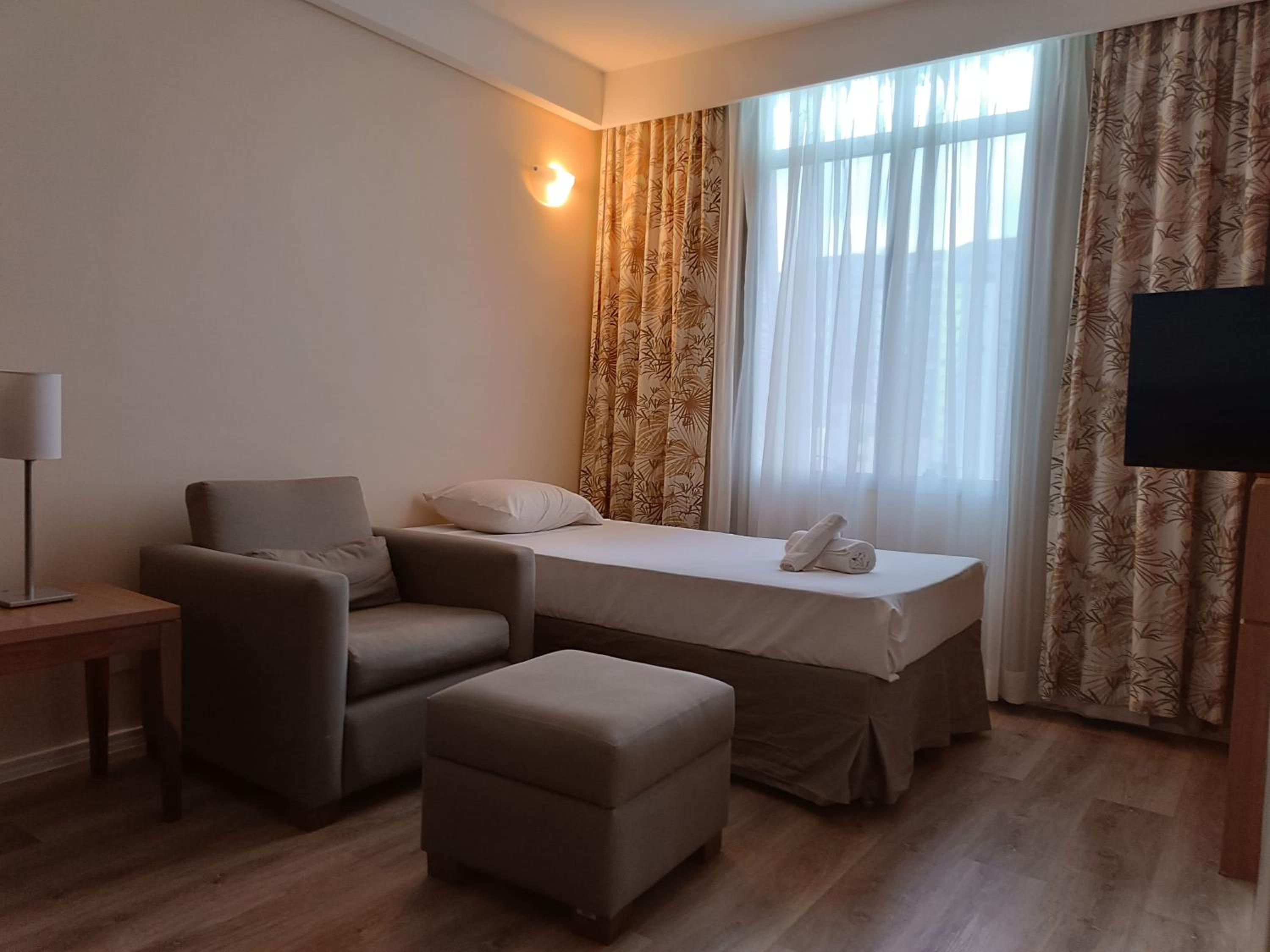 Superior Triple Room - Photo 3