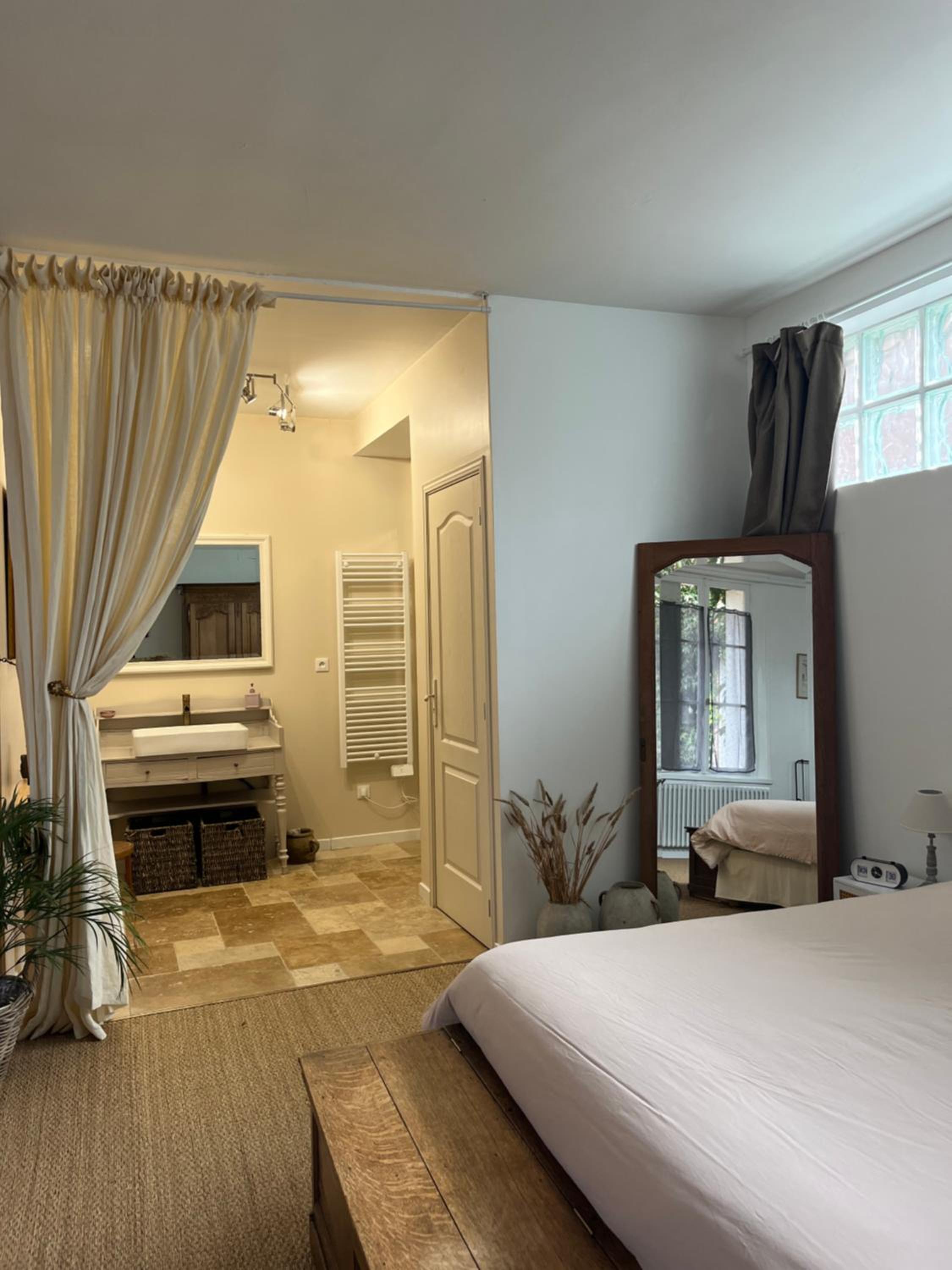 Double Room with Pool View - Photo 20