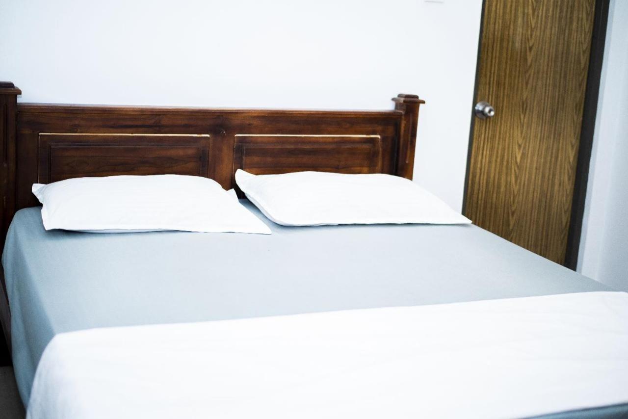 Budget Double Room photo 3