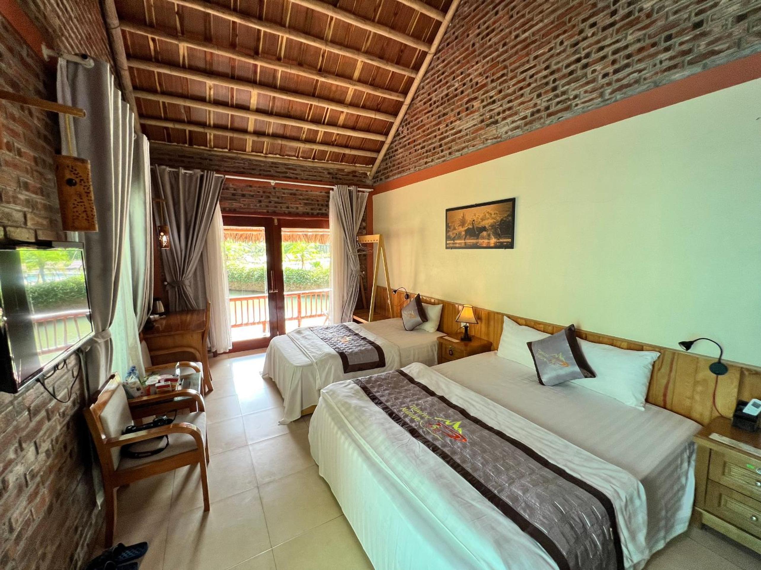 Triple Room with Balcony