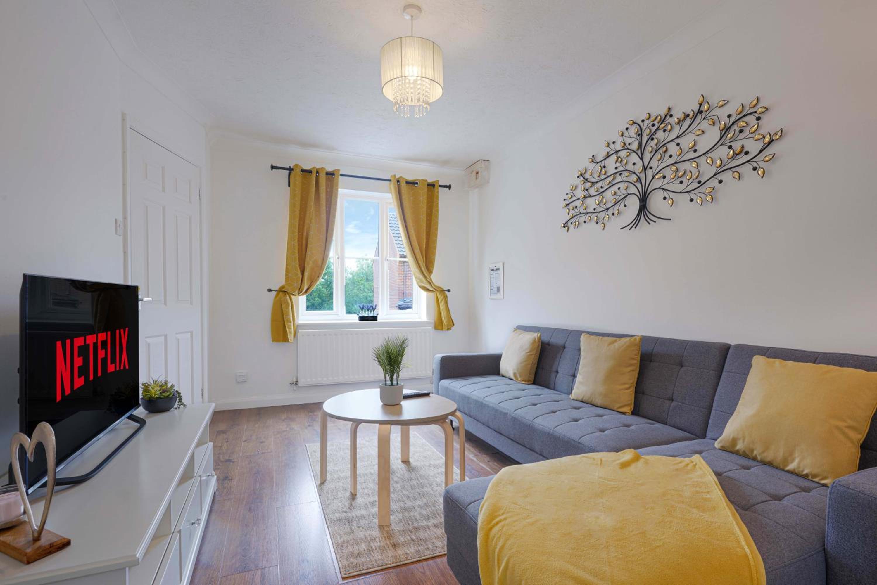Two-Bedroom House photo 1