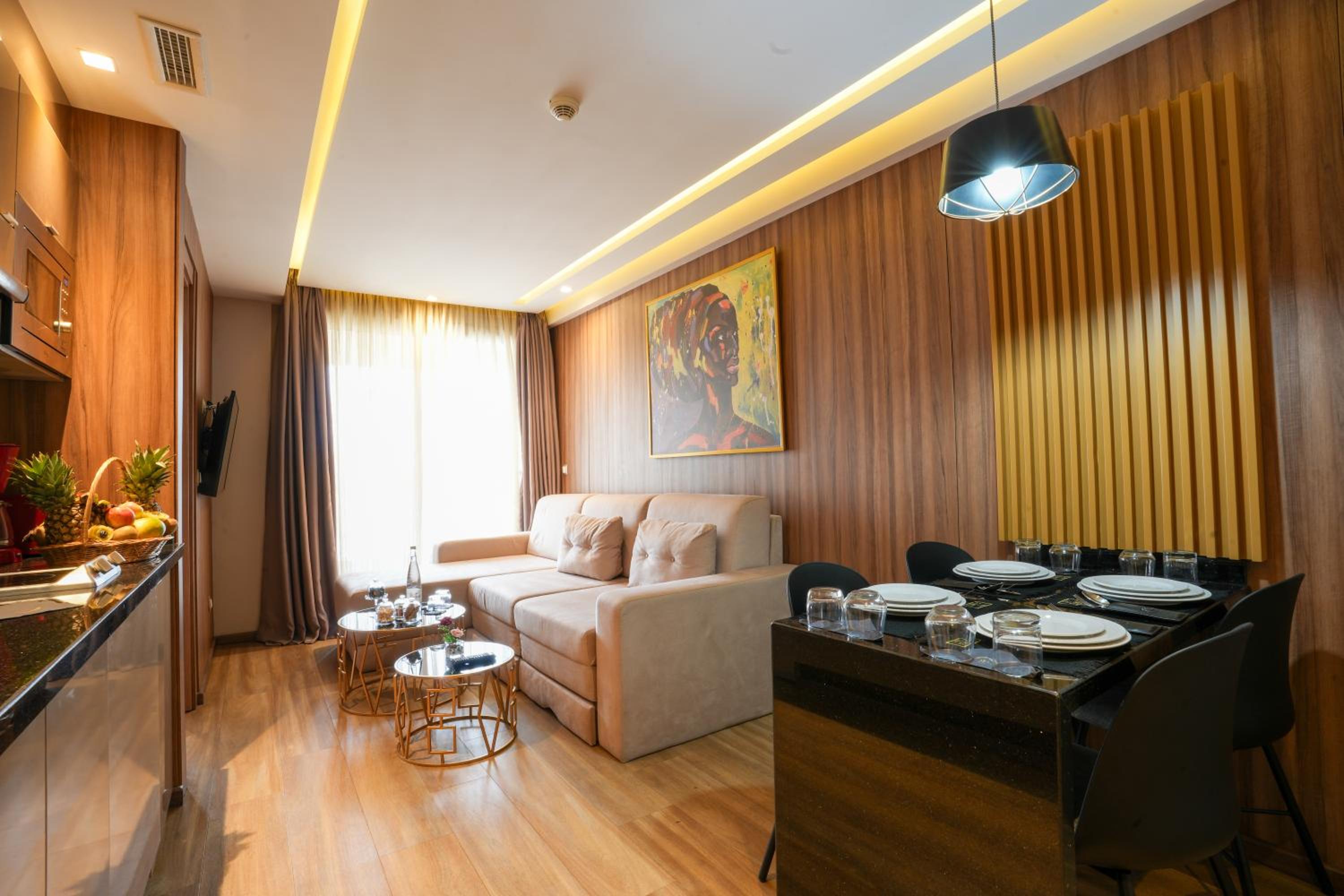 Suite with Balcony - Photo 1