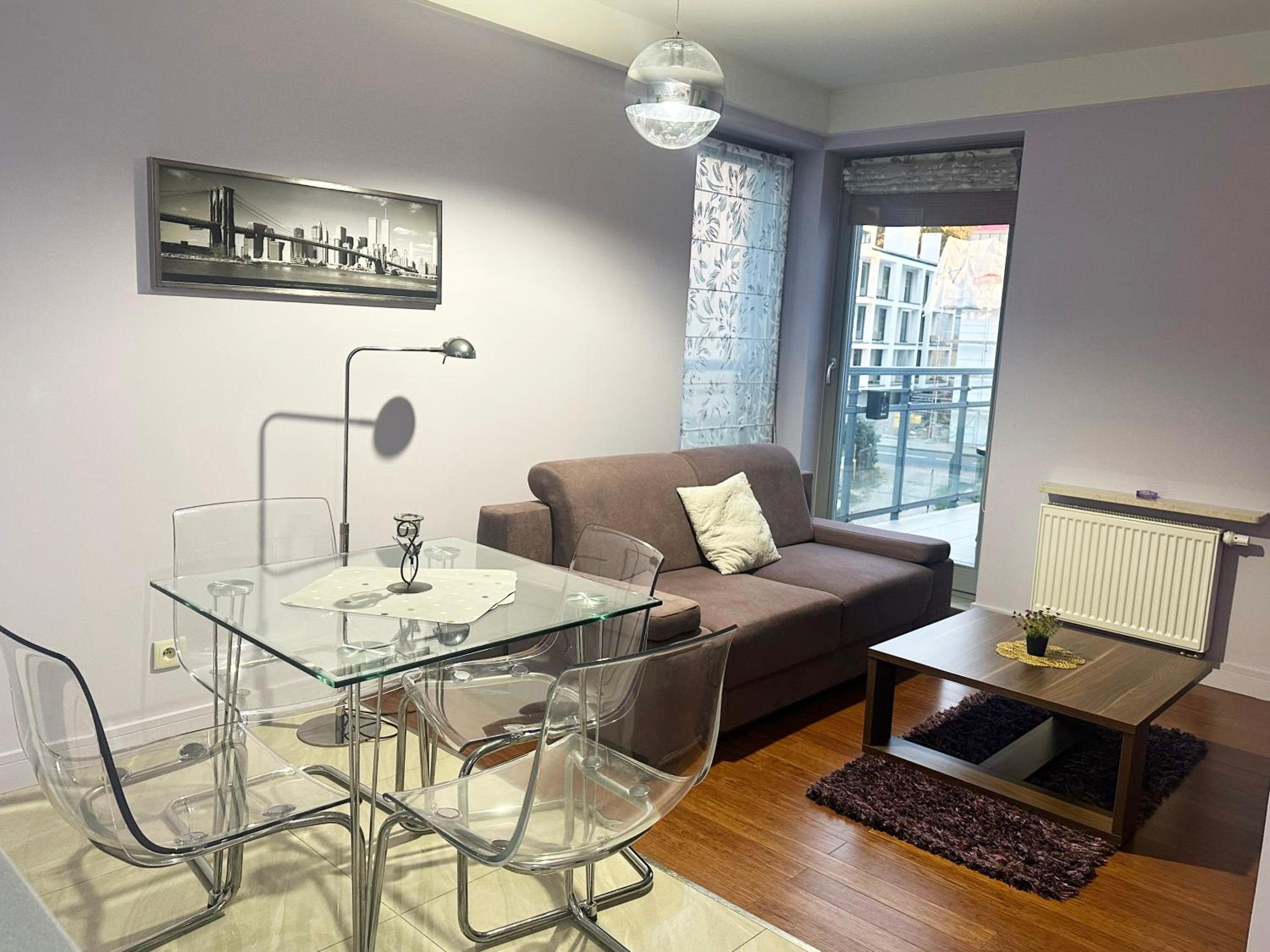 One-Bedroom Apartment photo 3