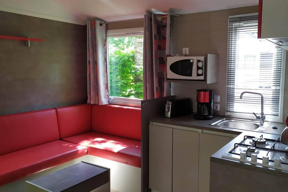 Mobile Home photo 2