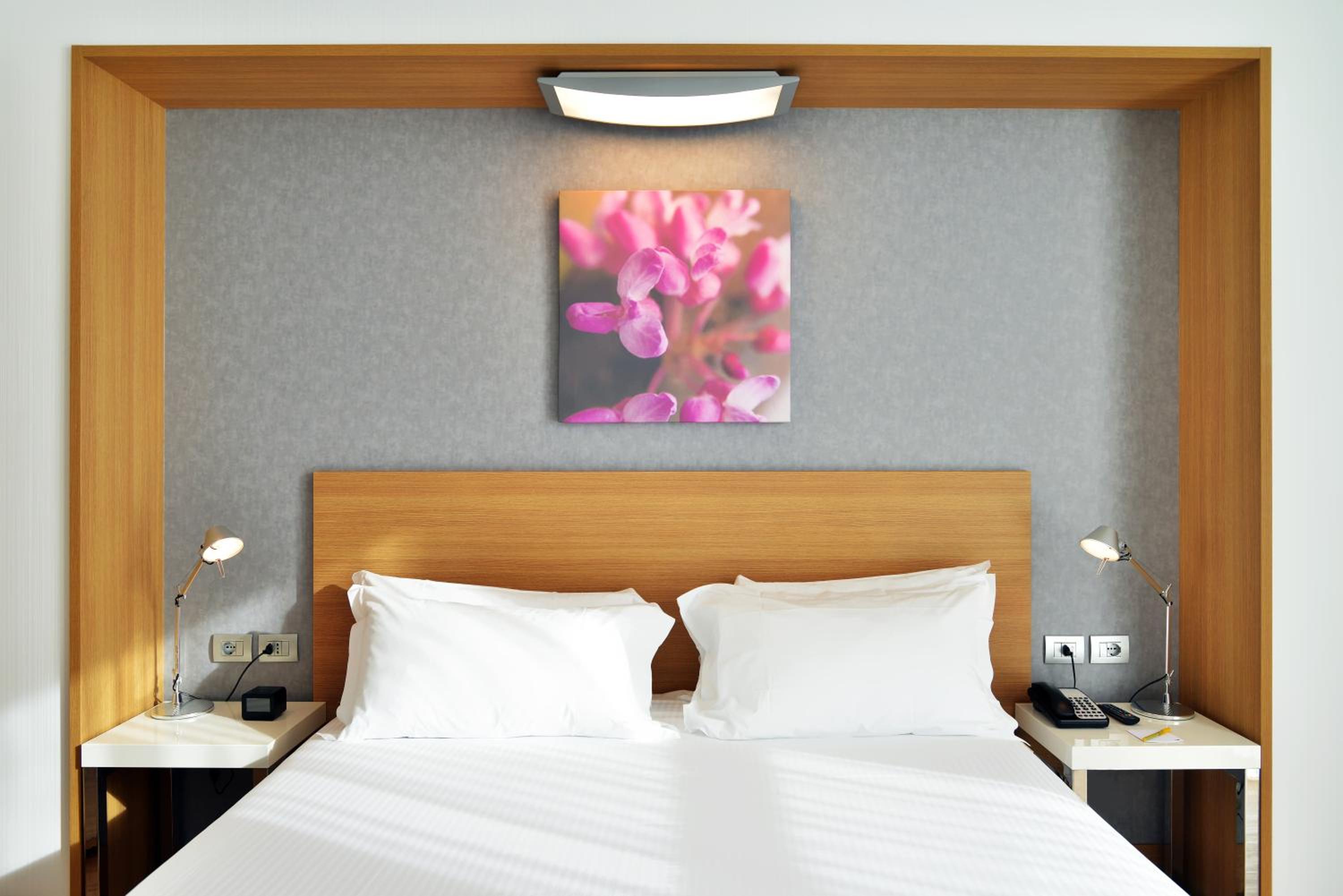 King Room - Mobility Accessible