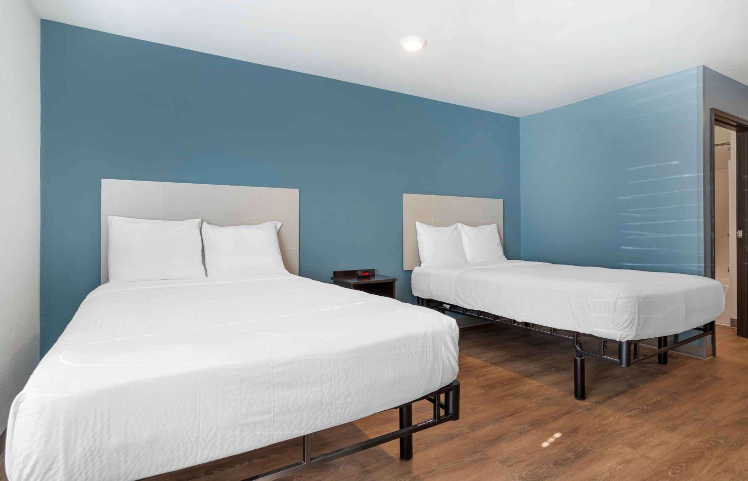 Double Room with Two Double Beds - Non-Smoking photo 1