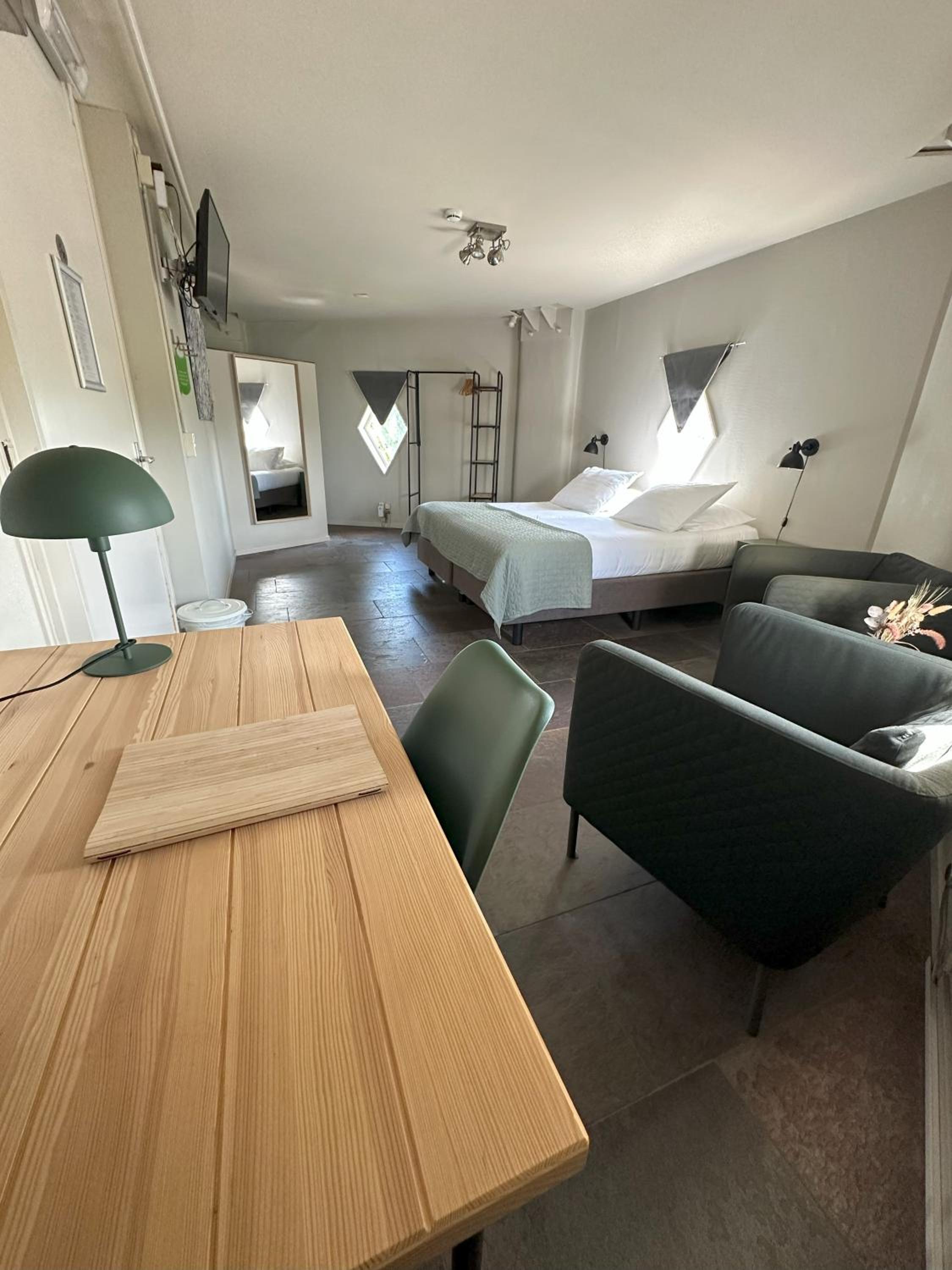Deluxe Double Room - Photo 7
