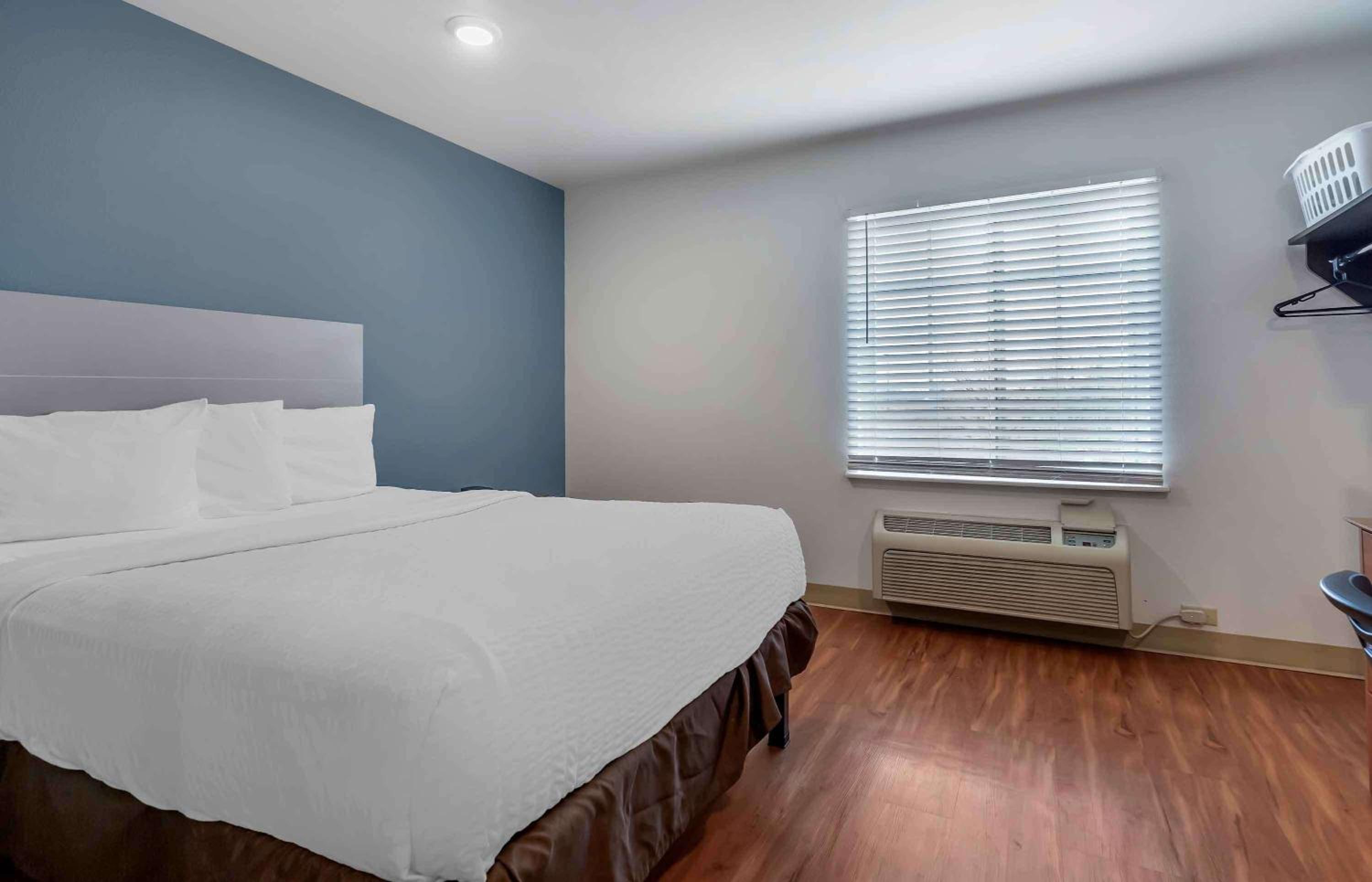 Standard Double Room - Non-Smoking photo 2