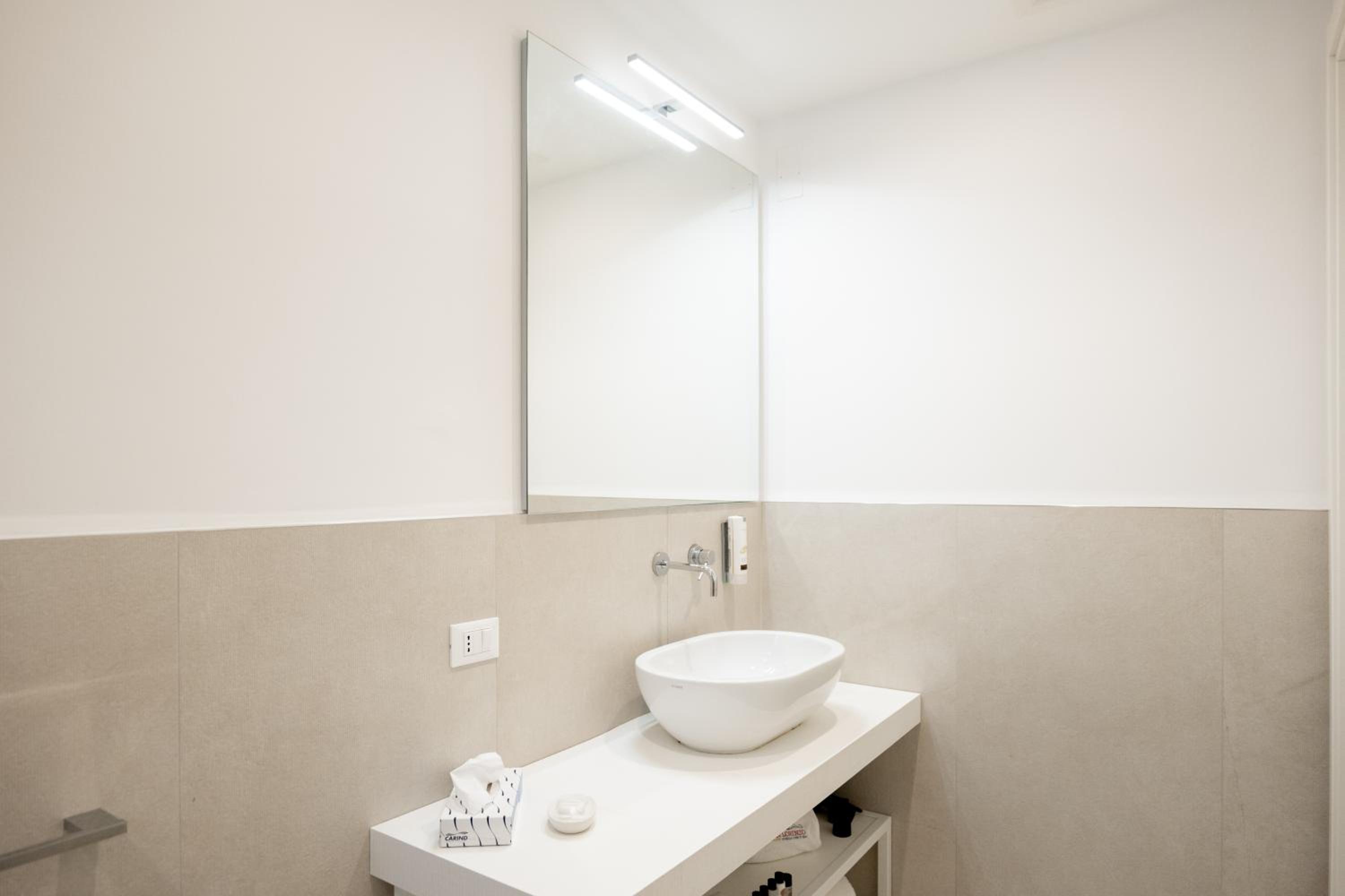 Junior King Suite - Photo 4