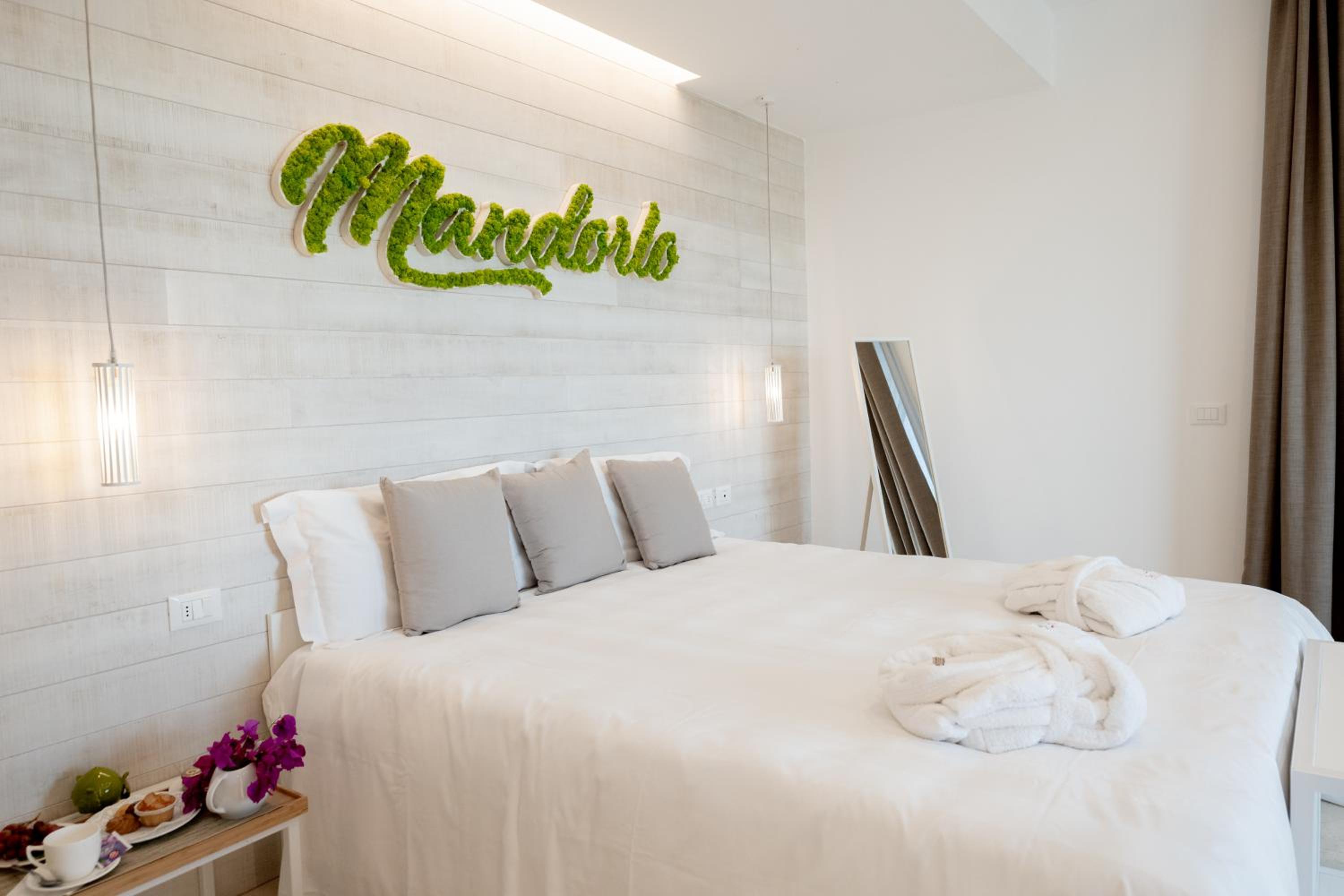 Junior King Suite - Photo 6