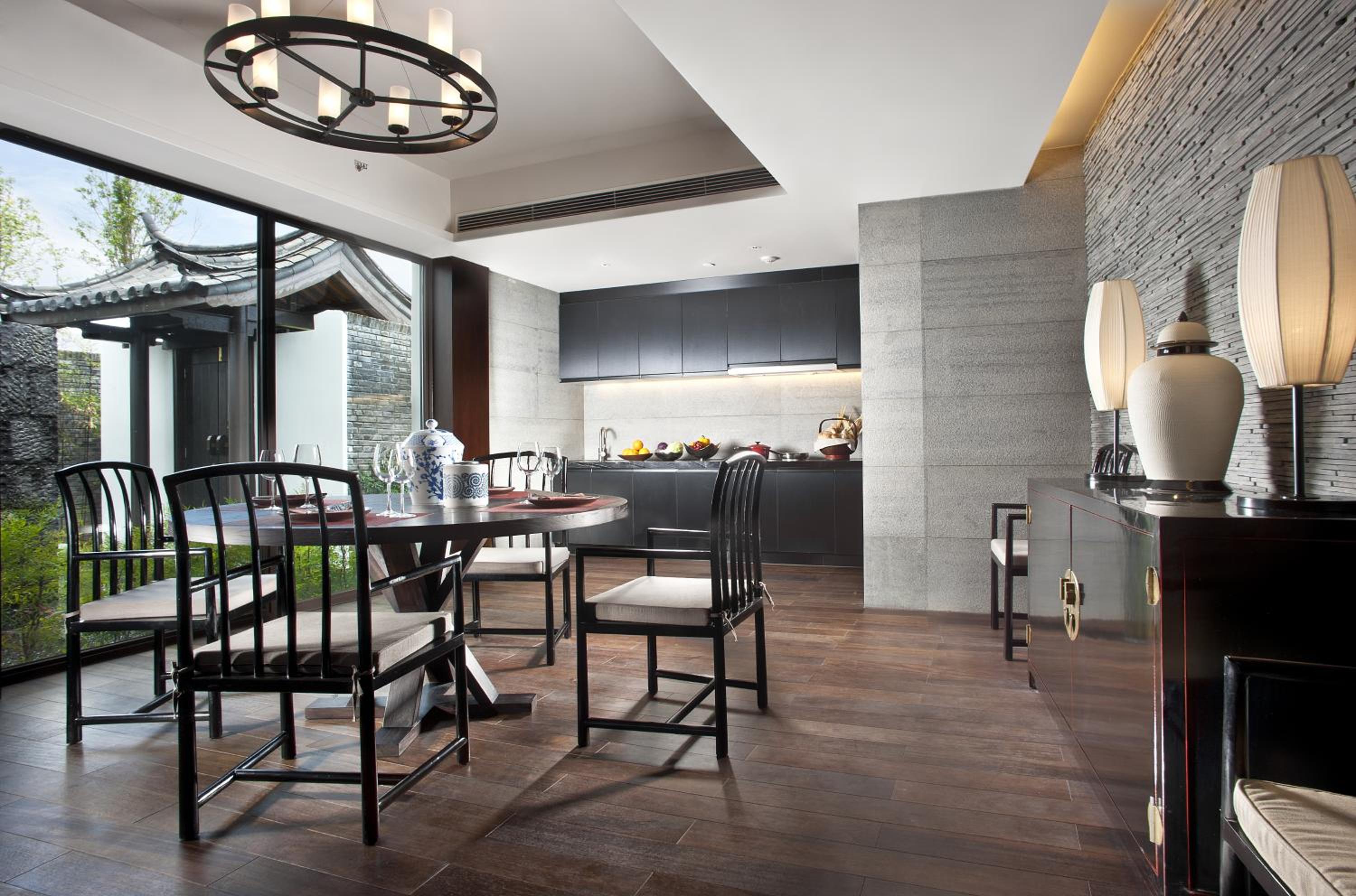 Two-Bedroom Superior Villa - Photo 9