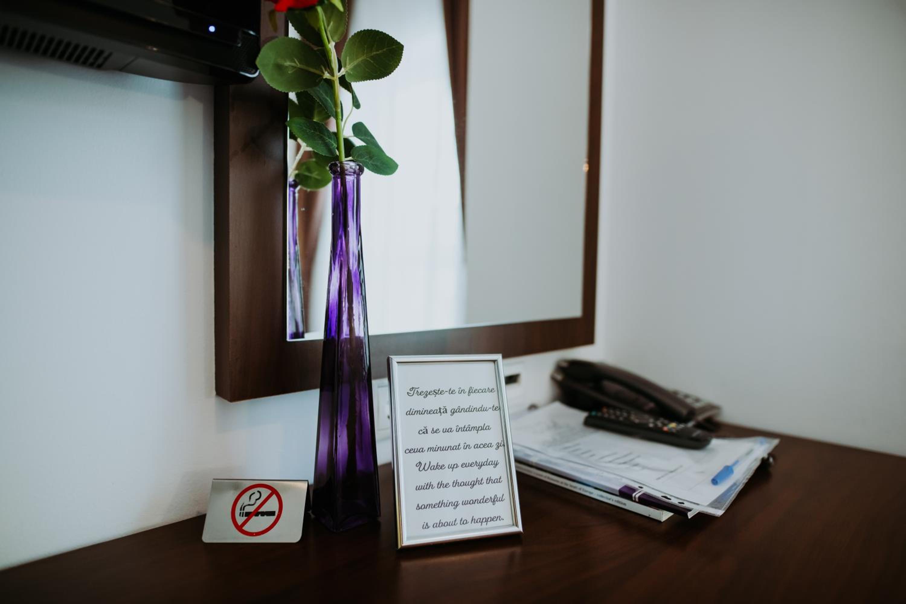 Double Room - Photo 9
