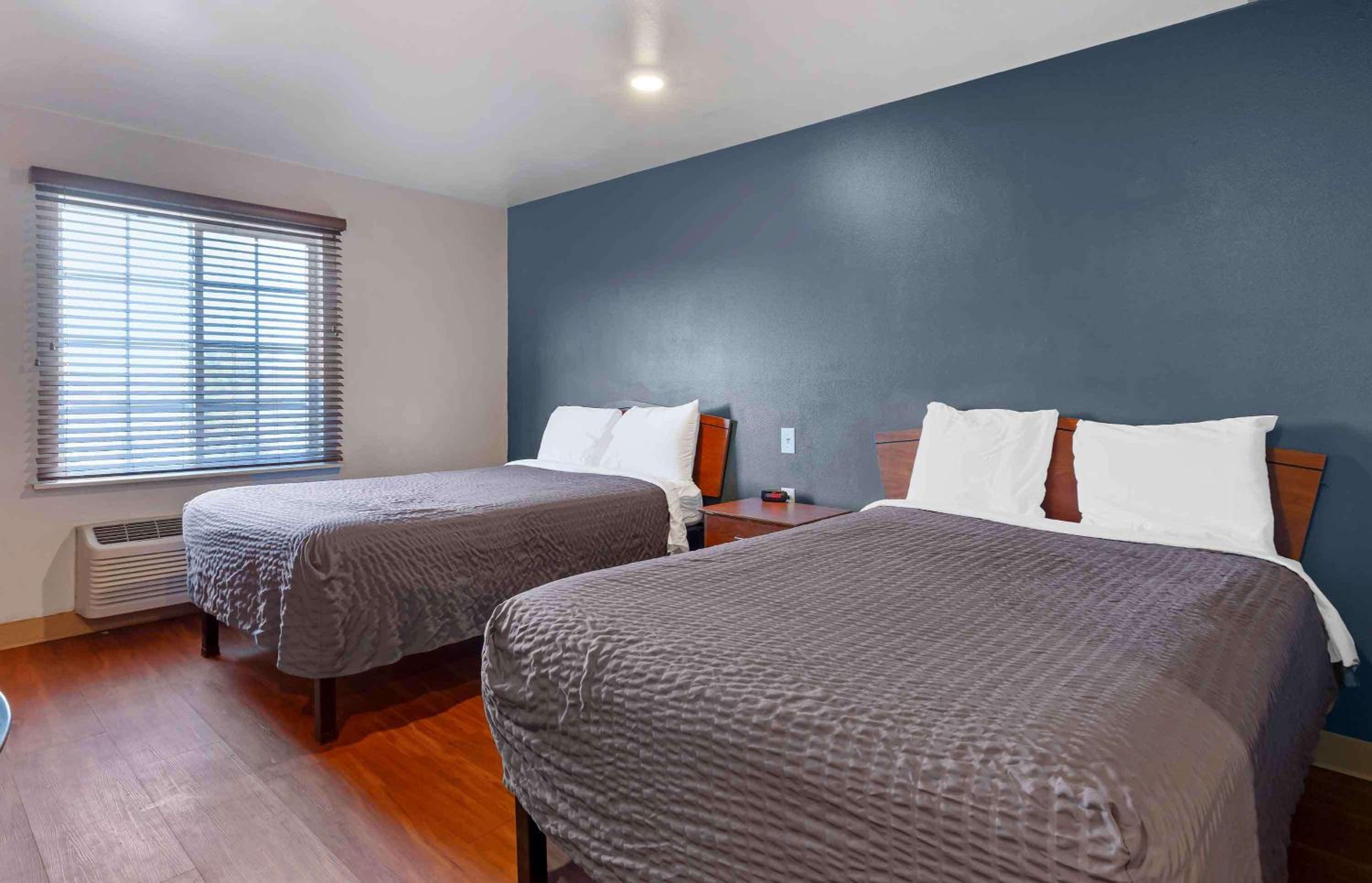 Double Room with Two Double Beds - Non-Smoking photo 1