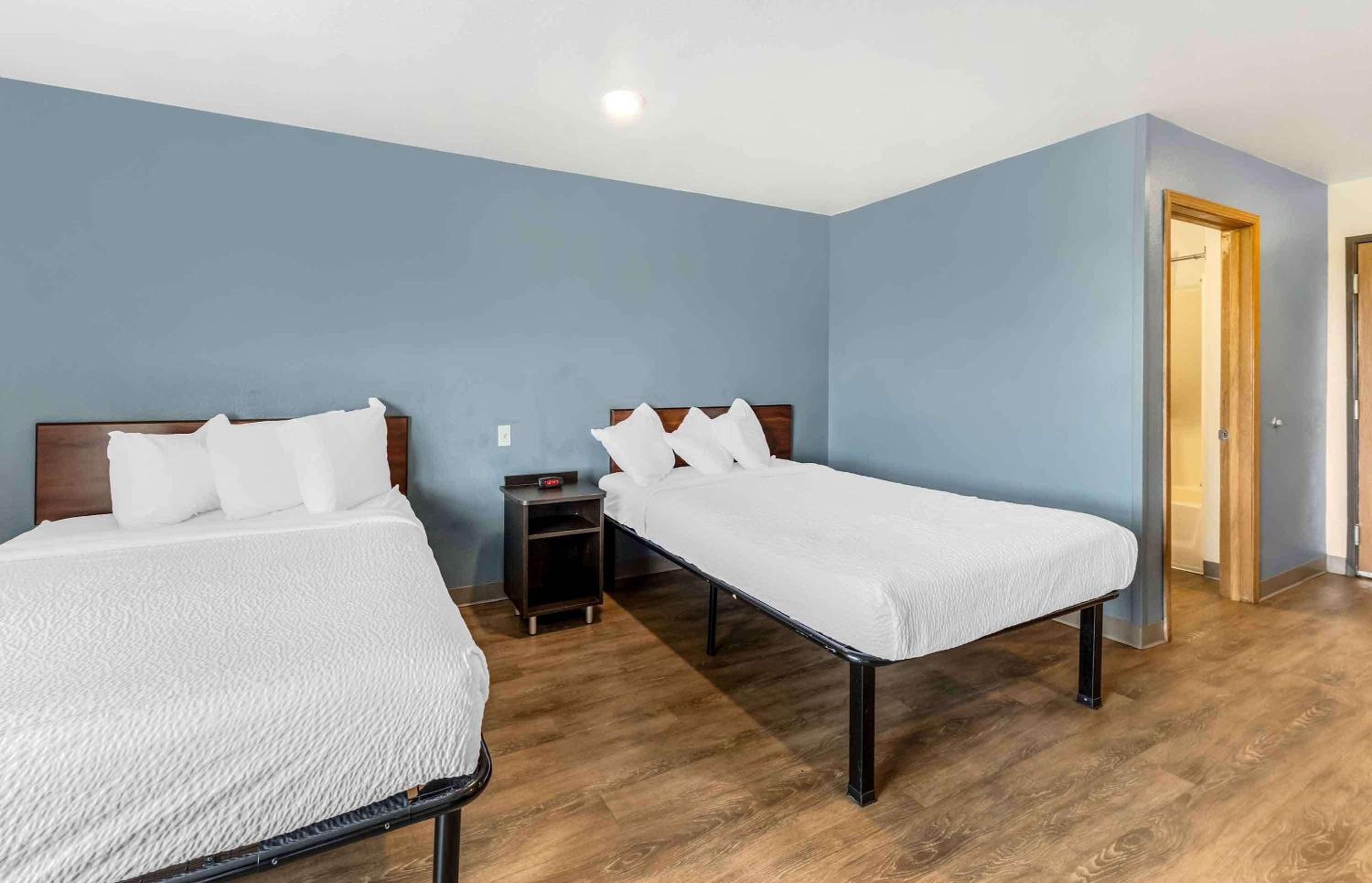 Double Room with Two Double Beds - Non-Smoking