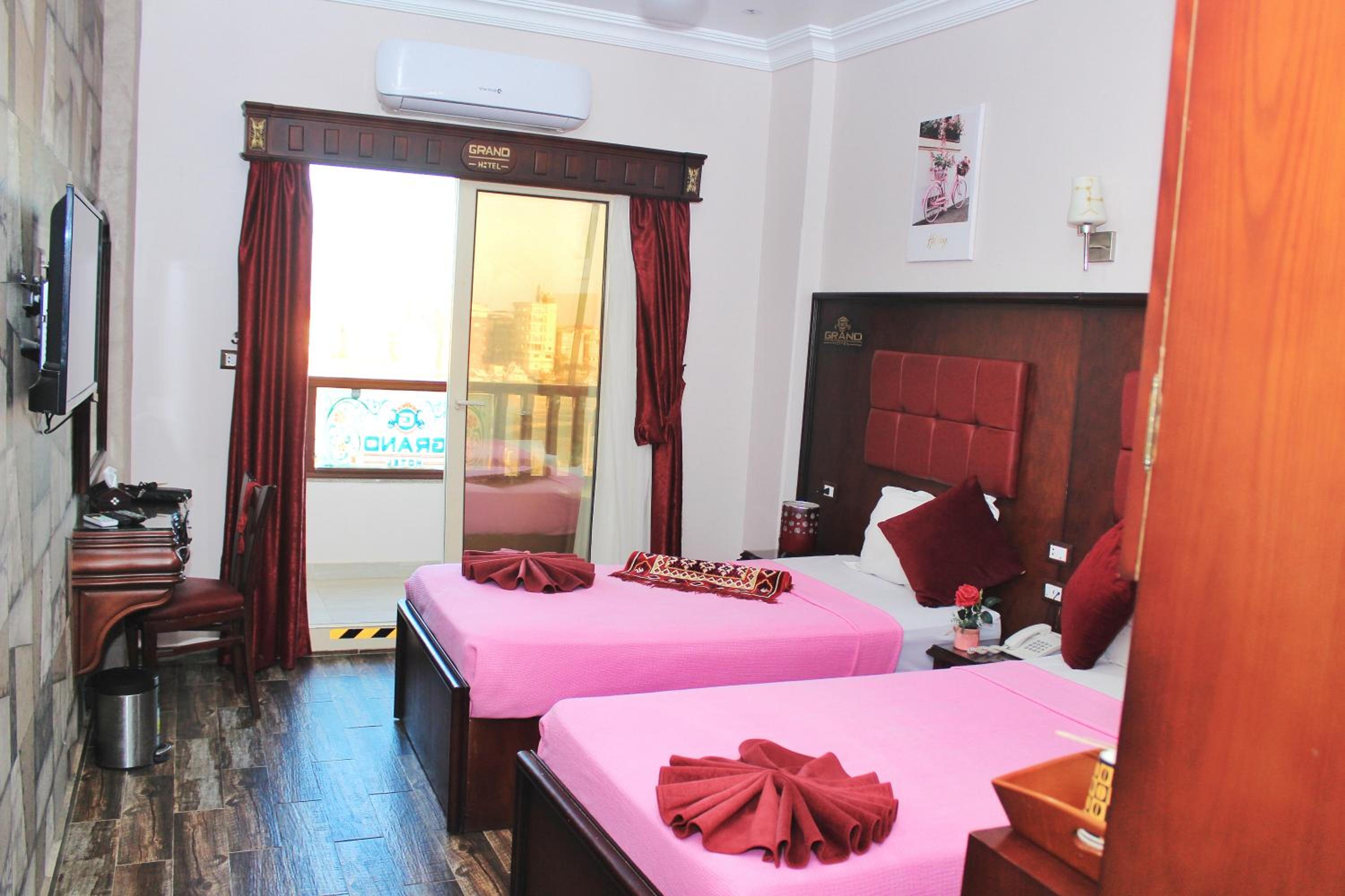 Double Room - Photo 3