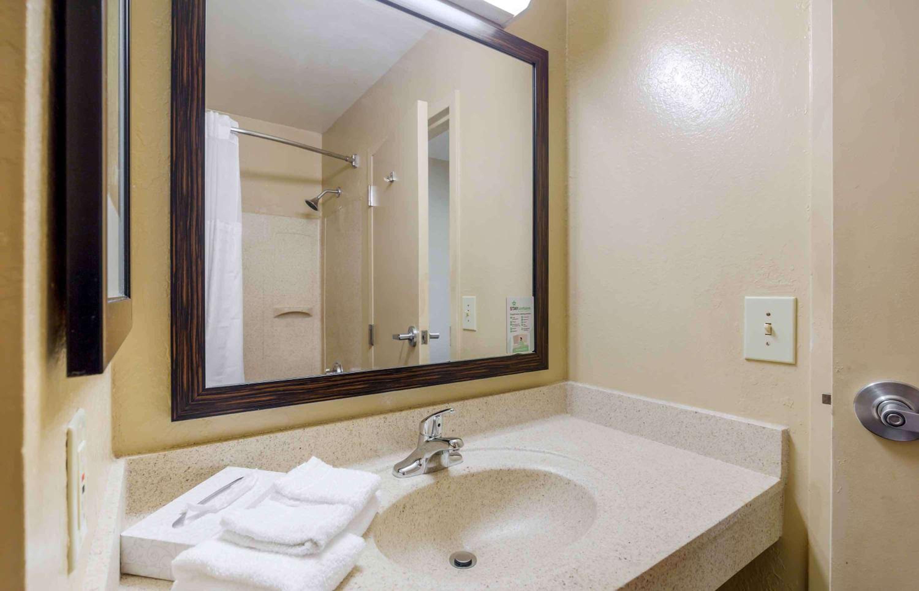 Studio with 2 Double Beds - Non-Smoking - Photo 3