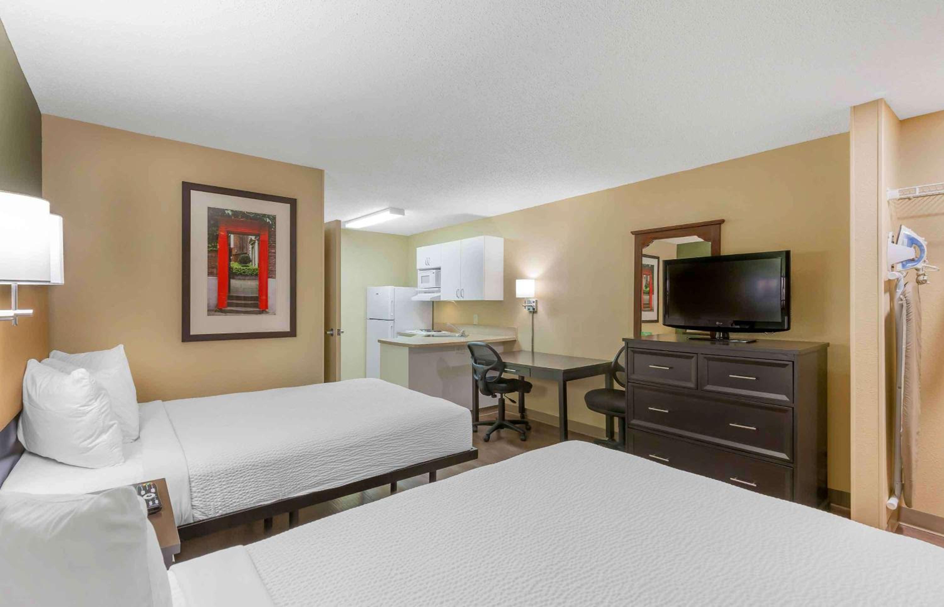 Studio with 2 Double Beds - Non-Smoking - Photo 11
