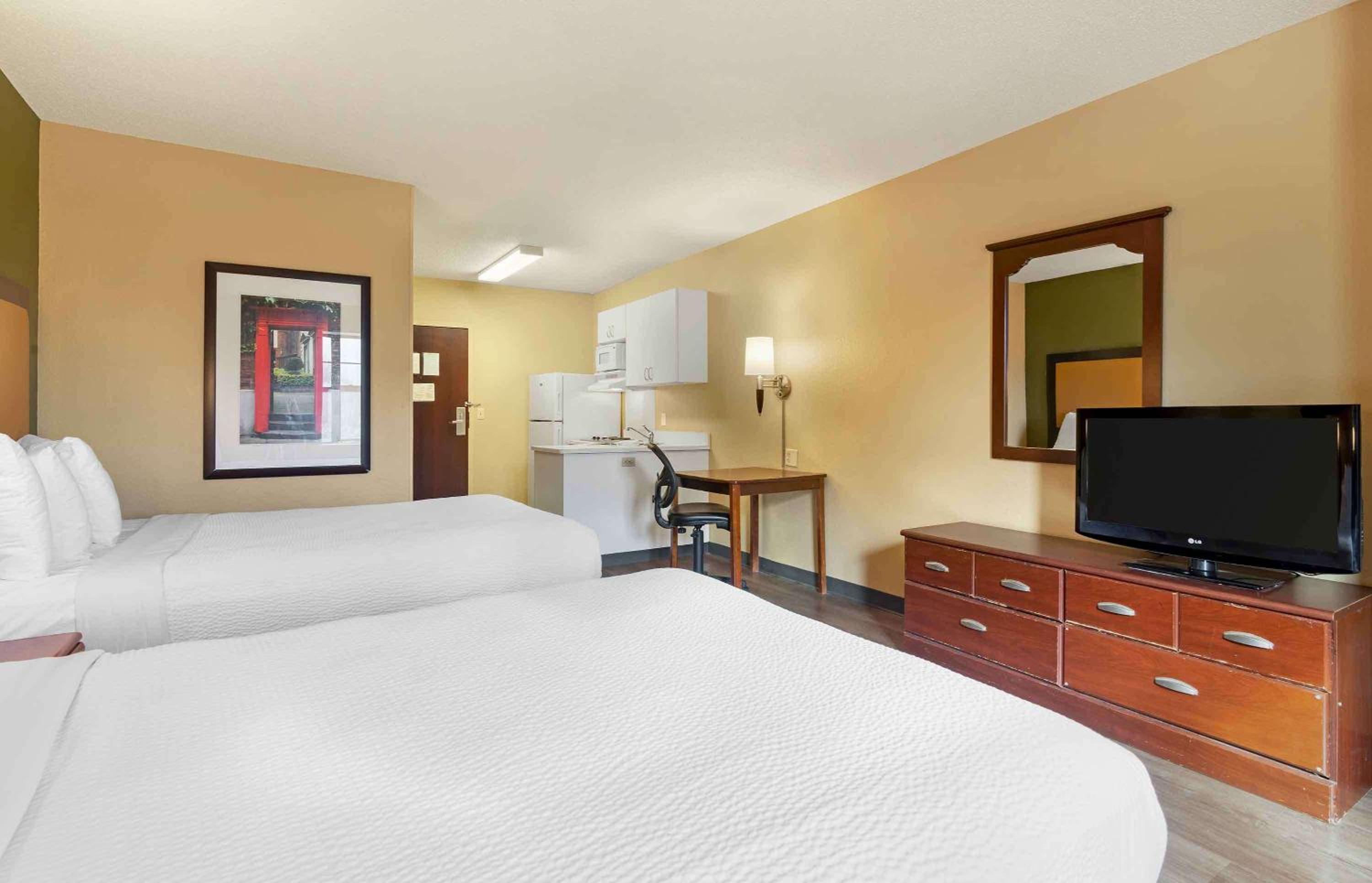Studio with 2 Double Beds - Non-Smoking - Photo 4