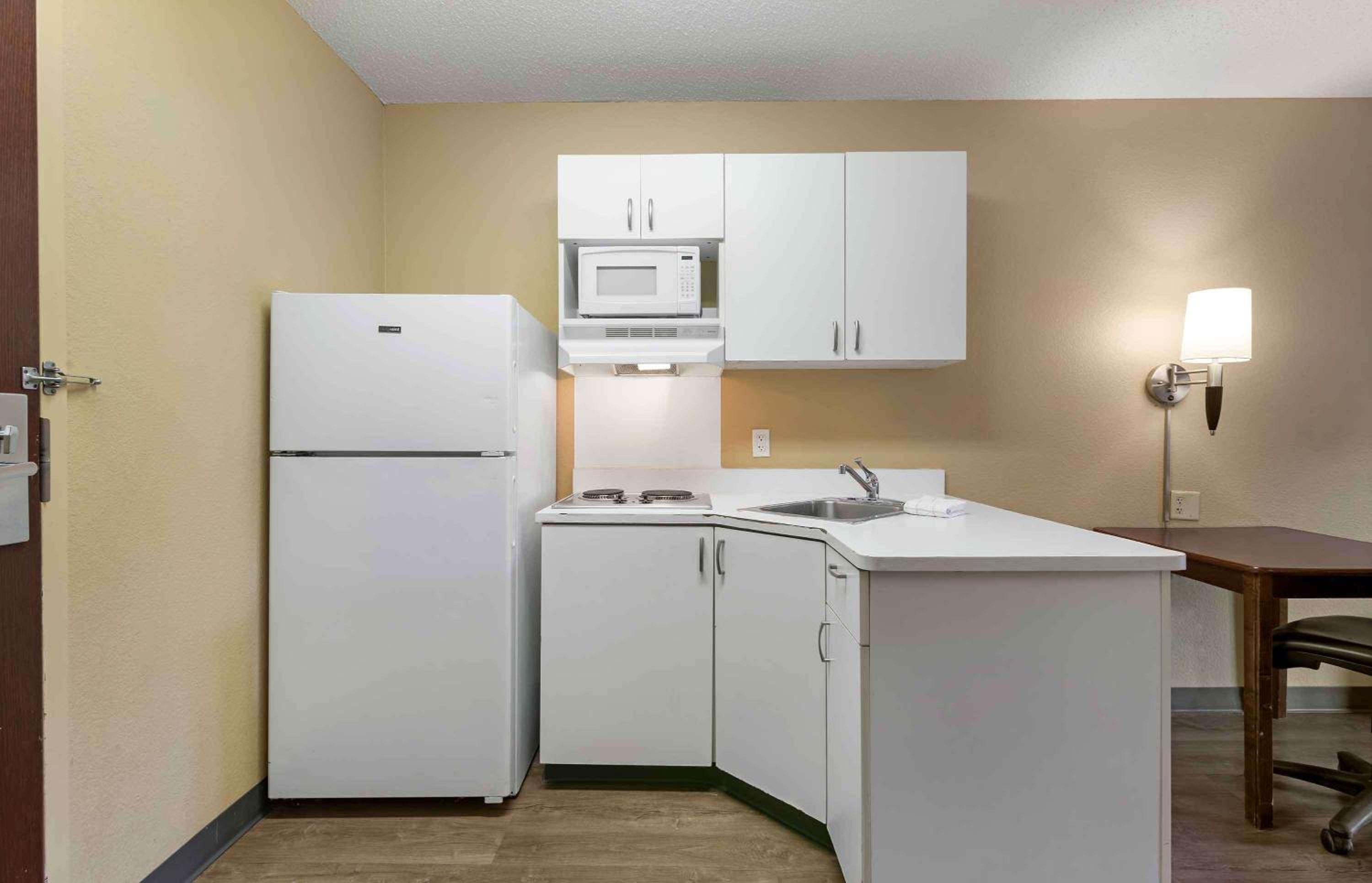 Studio with 2 Double Beds - Non-Smoking - Photo 6