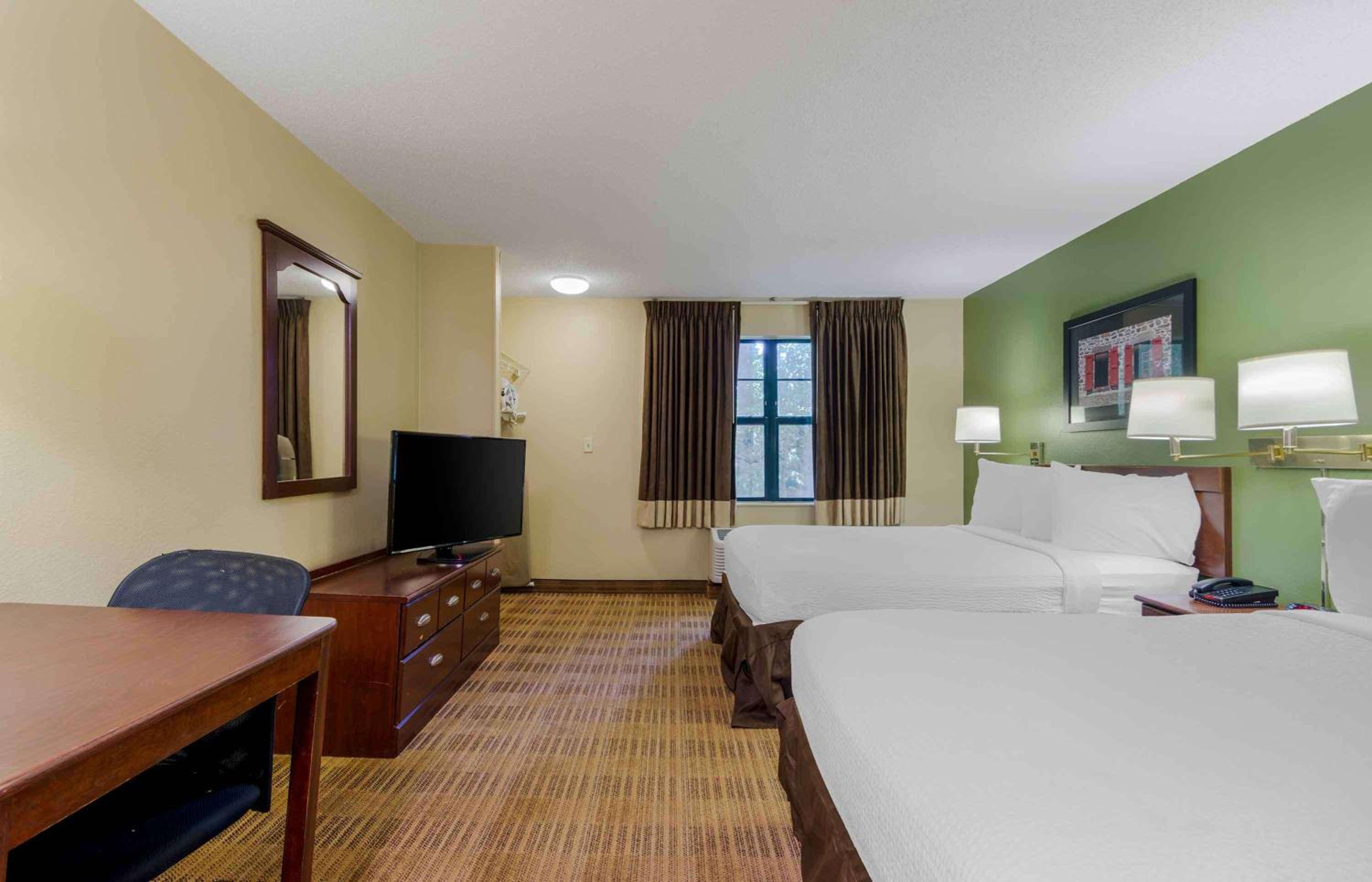 Studio with 2 Double Beds - Non-Smoking - Photo 1