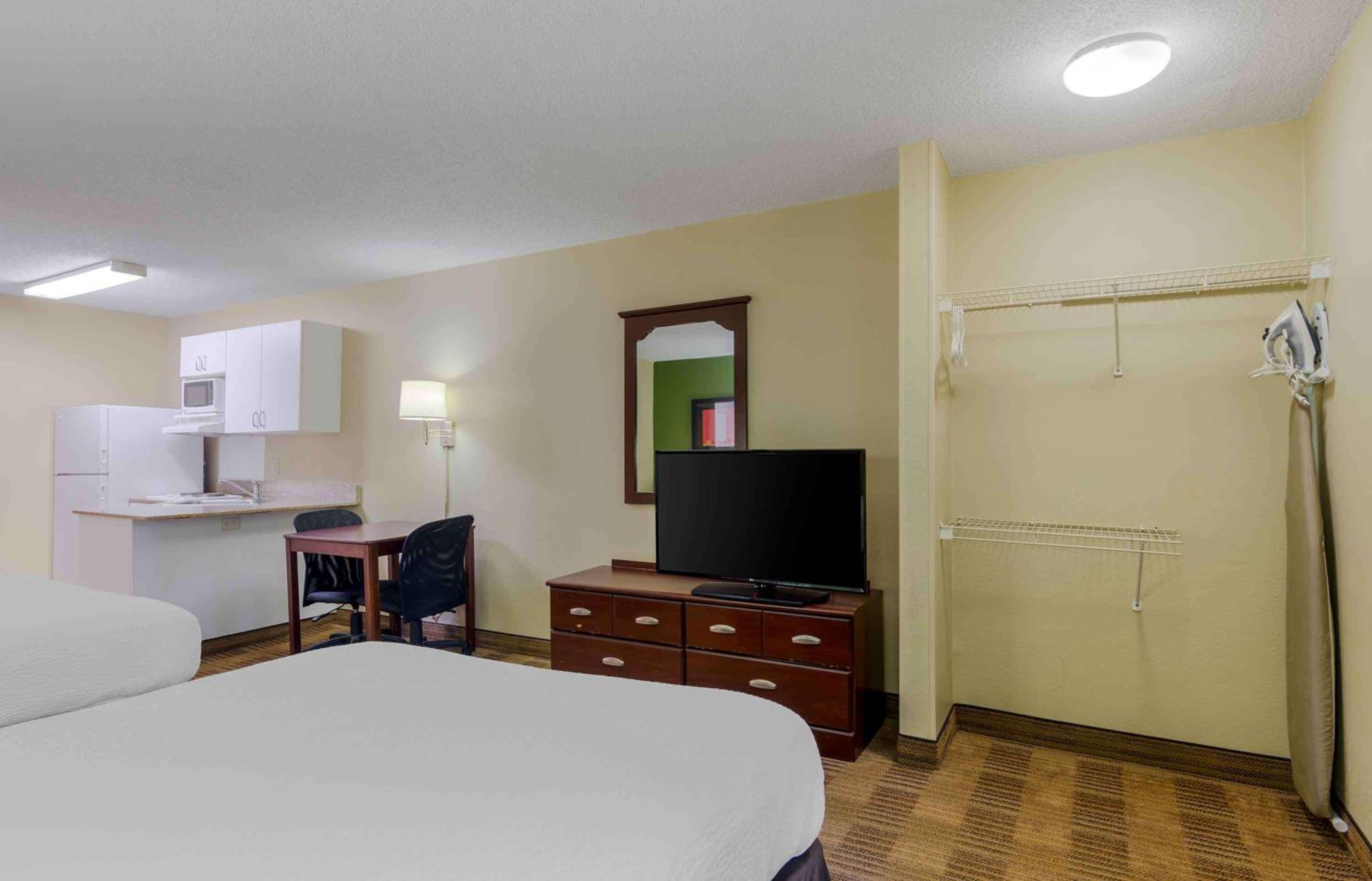 Studio with 2 Double Beds - Non-Smoking - Photo 3