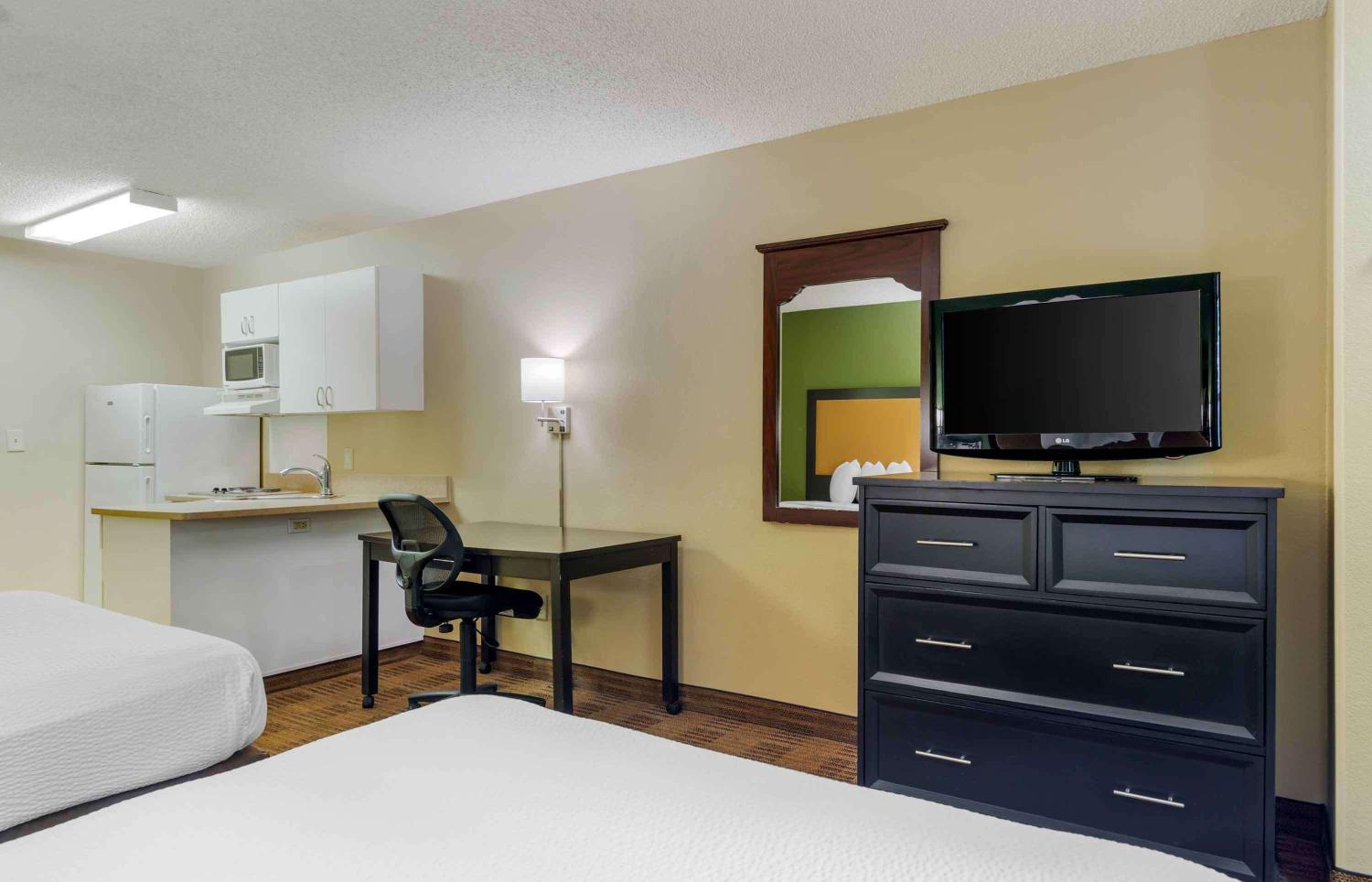 Studio with 2 Double Beds - Non-Smoking - Photo 6