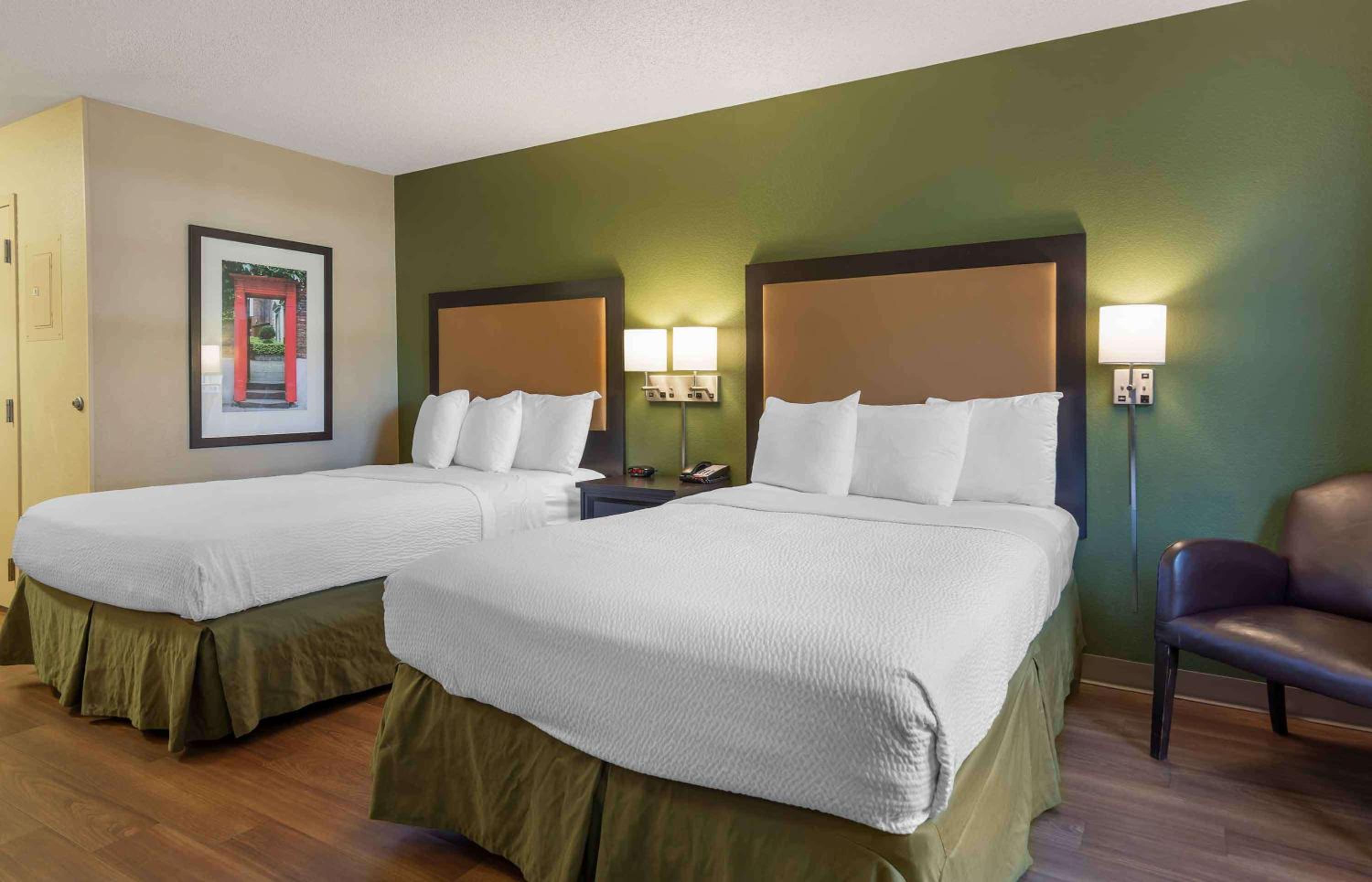 Studio with 2 Double Beds - Non-Smoking - Photo 8