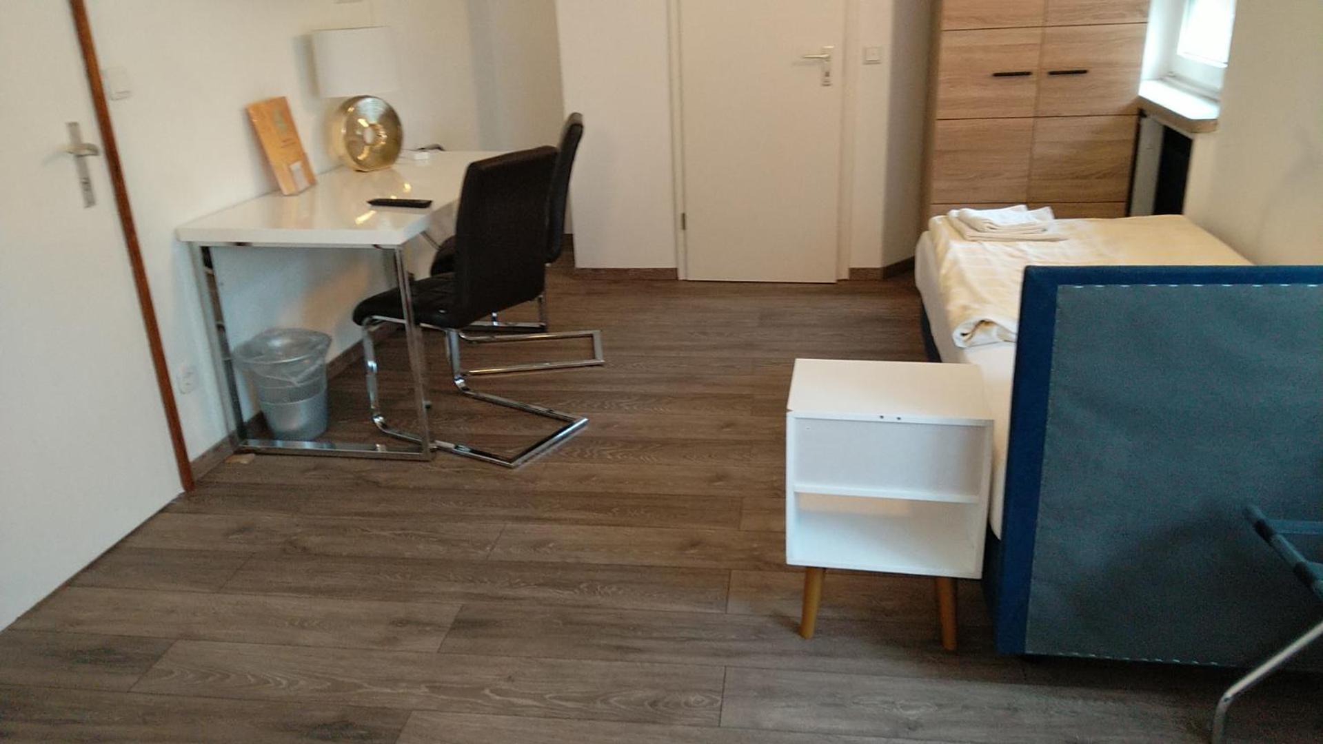 Classic Triple Room - Photo 4