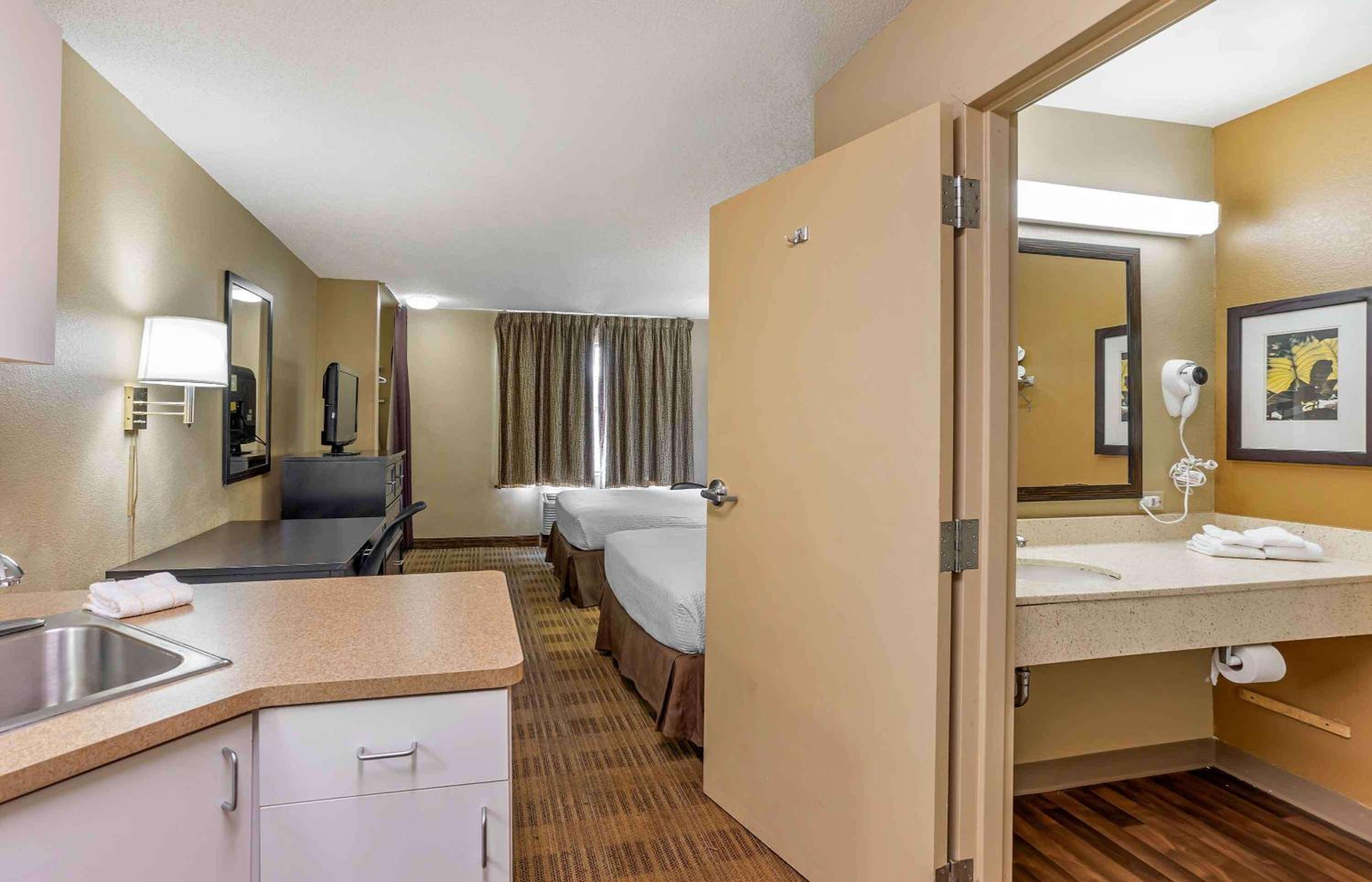 Studio with 2 Double Beds - Non-Smoking - Photo 4