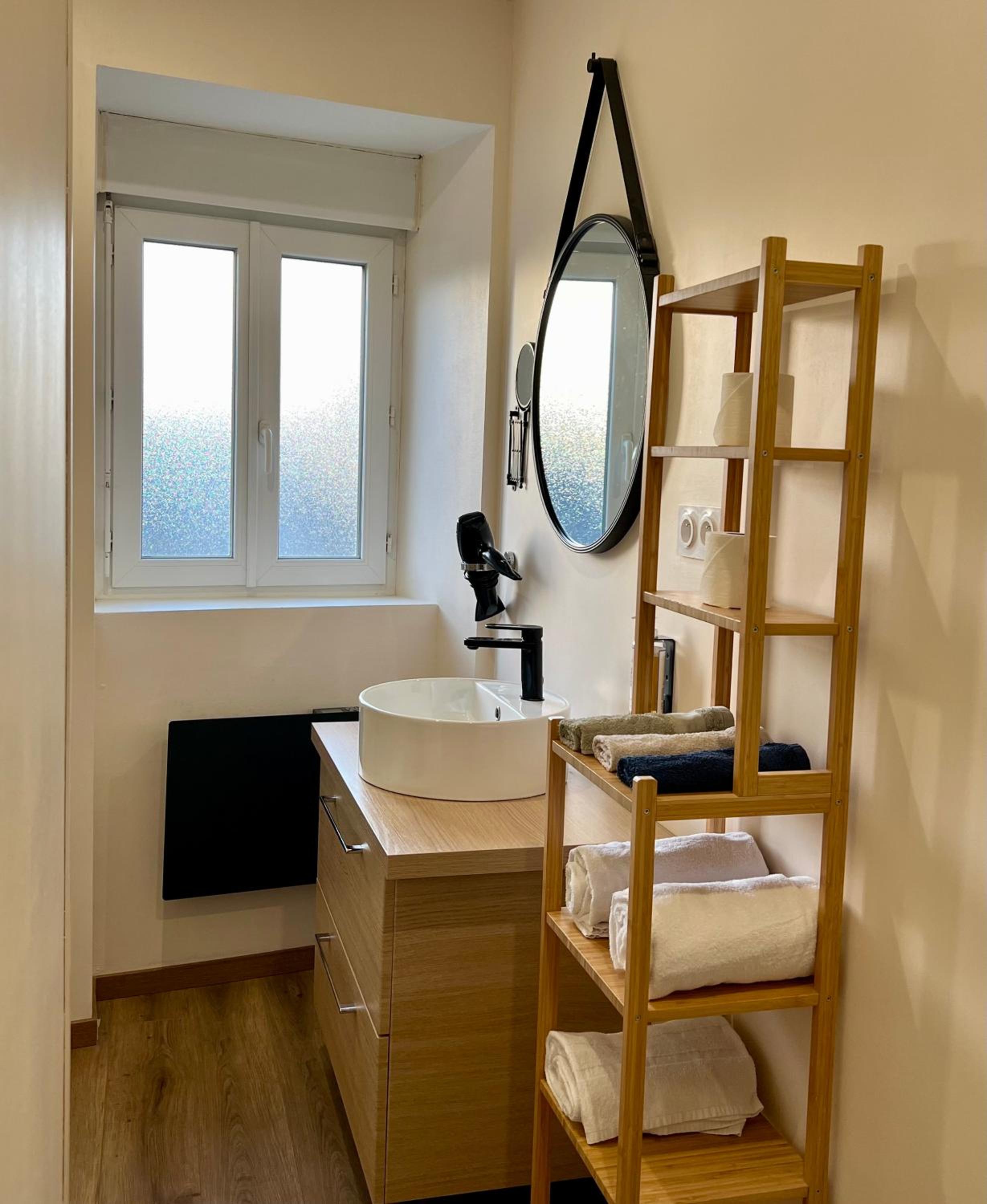 Two-Bedroom Suite - Photo 3