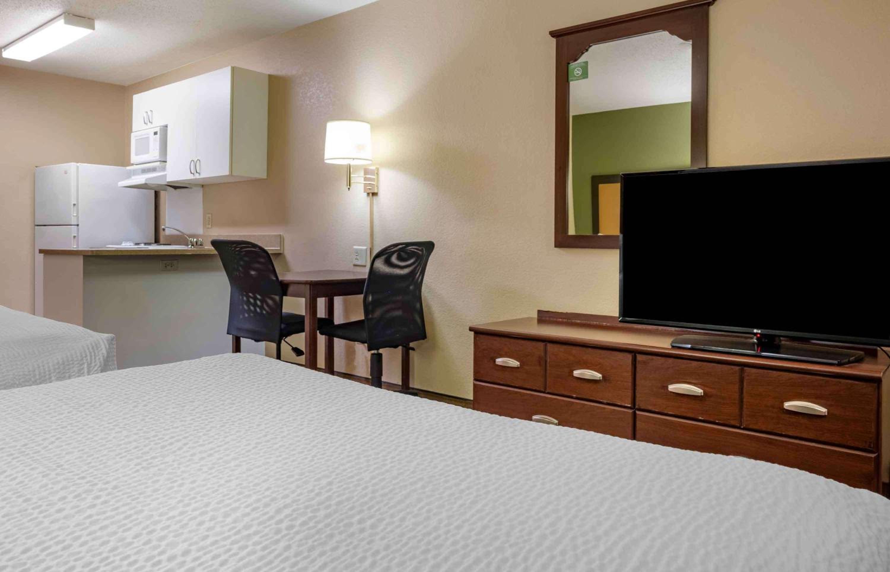 Studio with 2 Double Beds - Non-Smoking - Photo 6