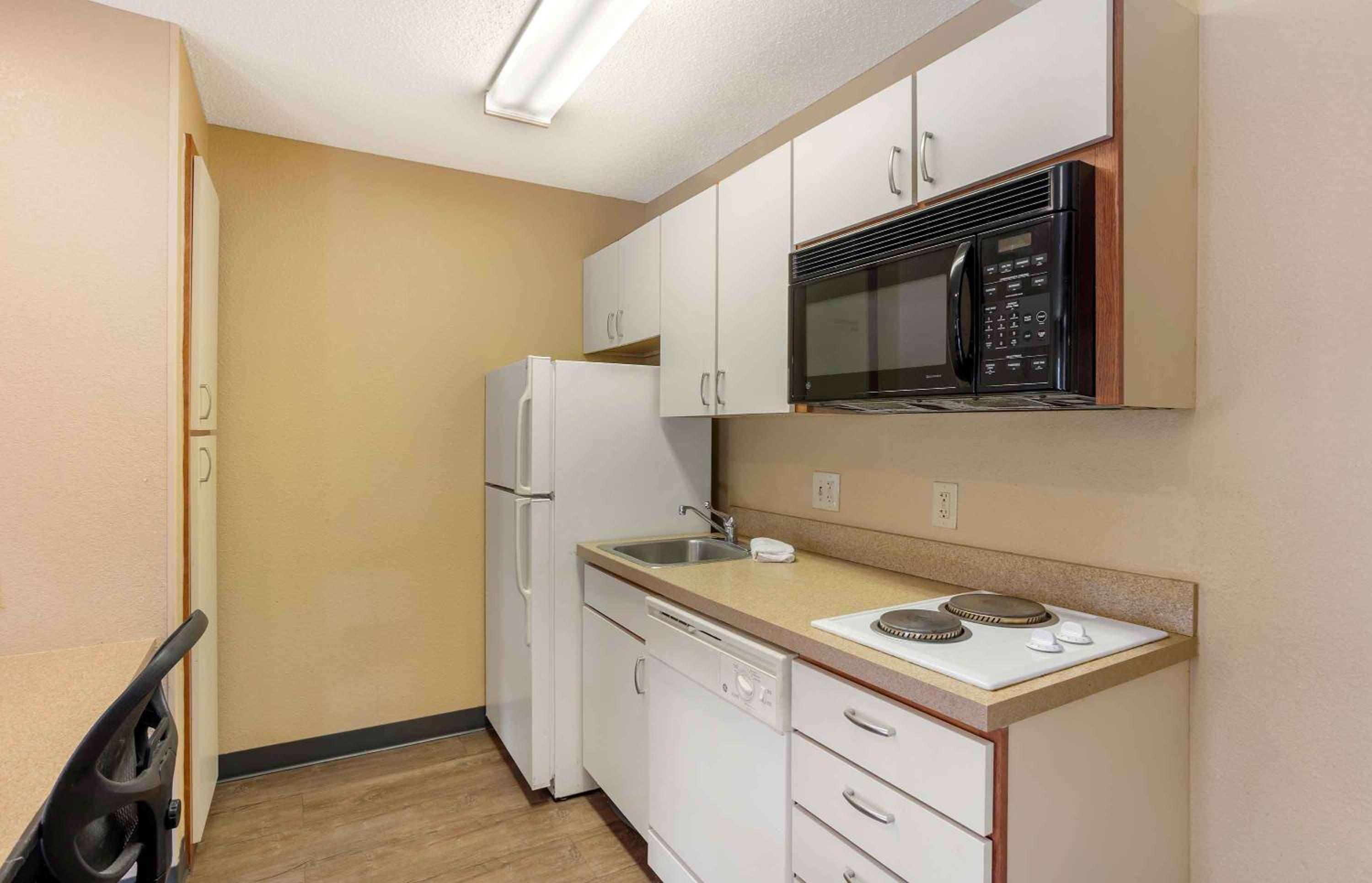 Studio with 2 Double Beds - Non-Smoking - Photo 5