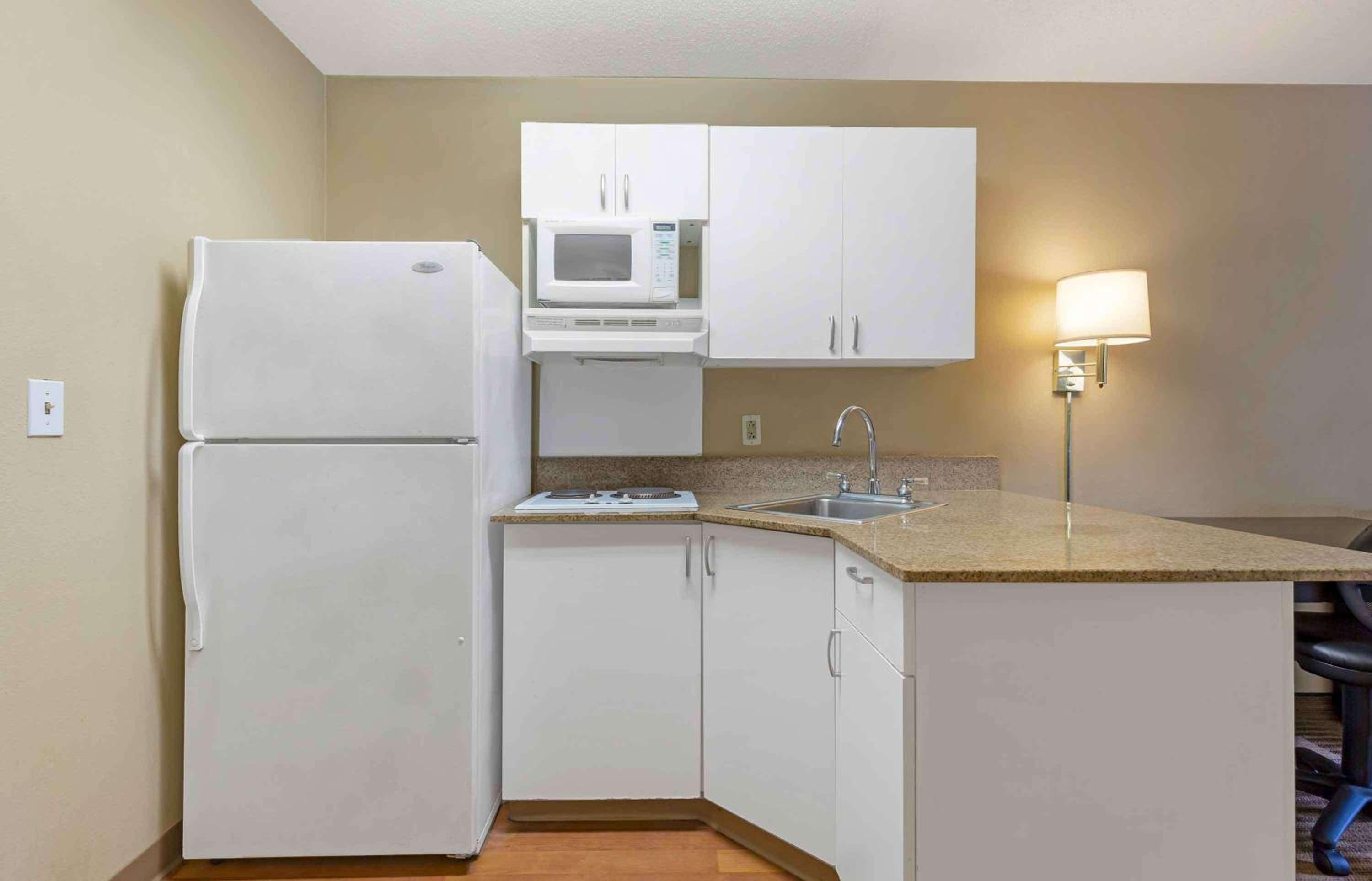 Studio with 2 Double Beds - Non-Smoking - Photo 10