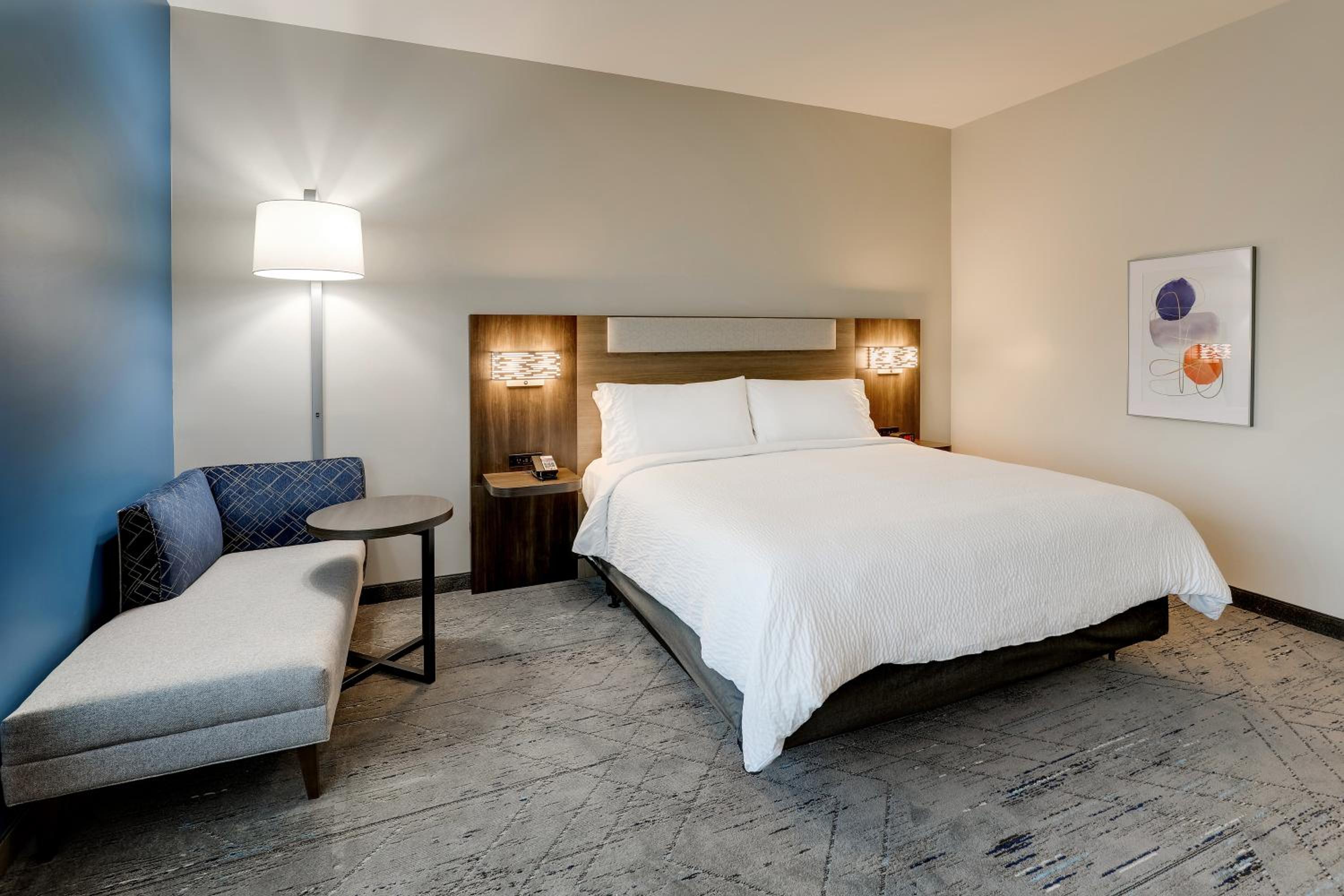 Premium Room - Photo 6