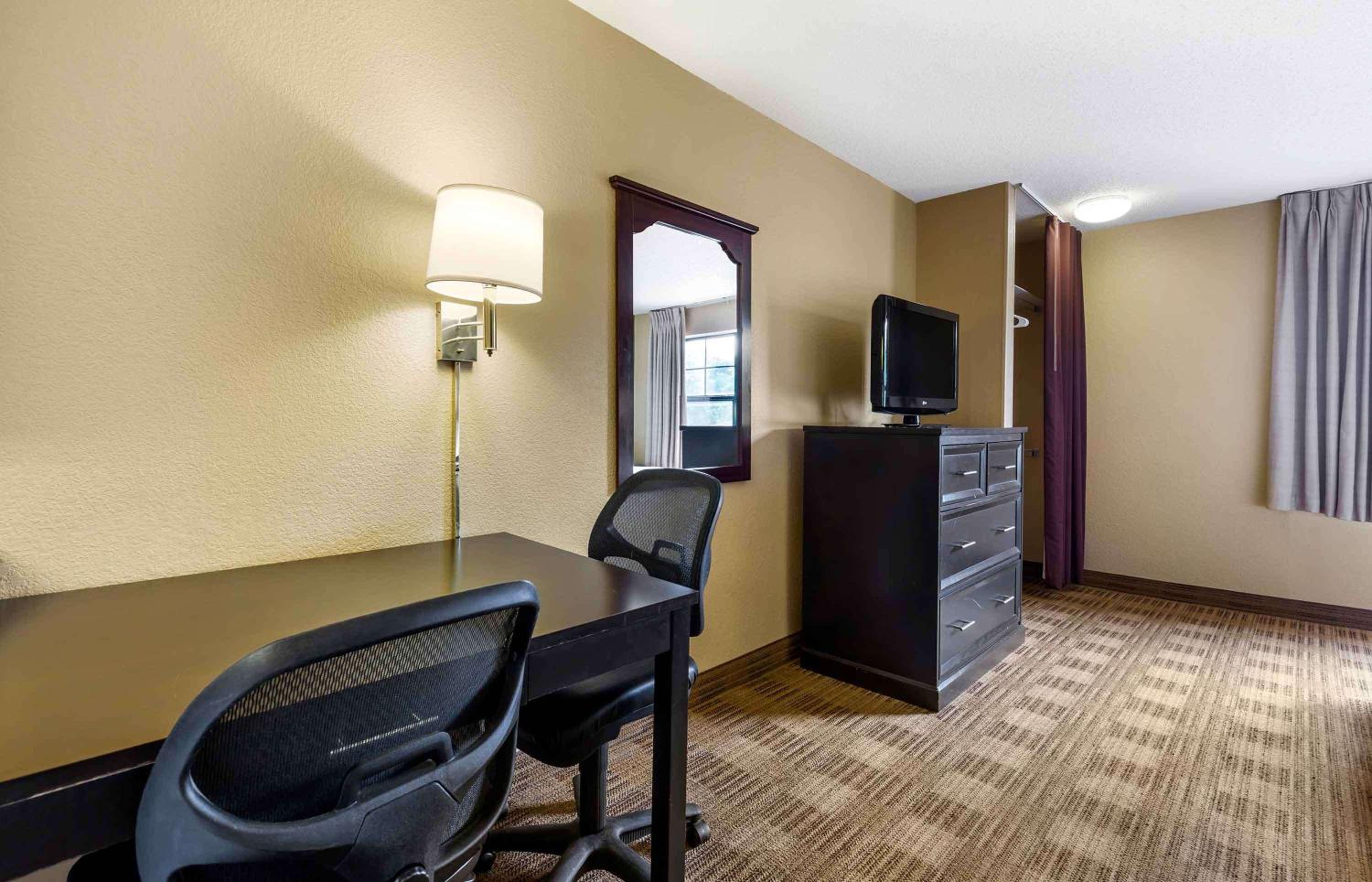 Studio with 2 Double Beds - Non-Smoking - Photo 10