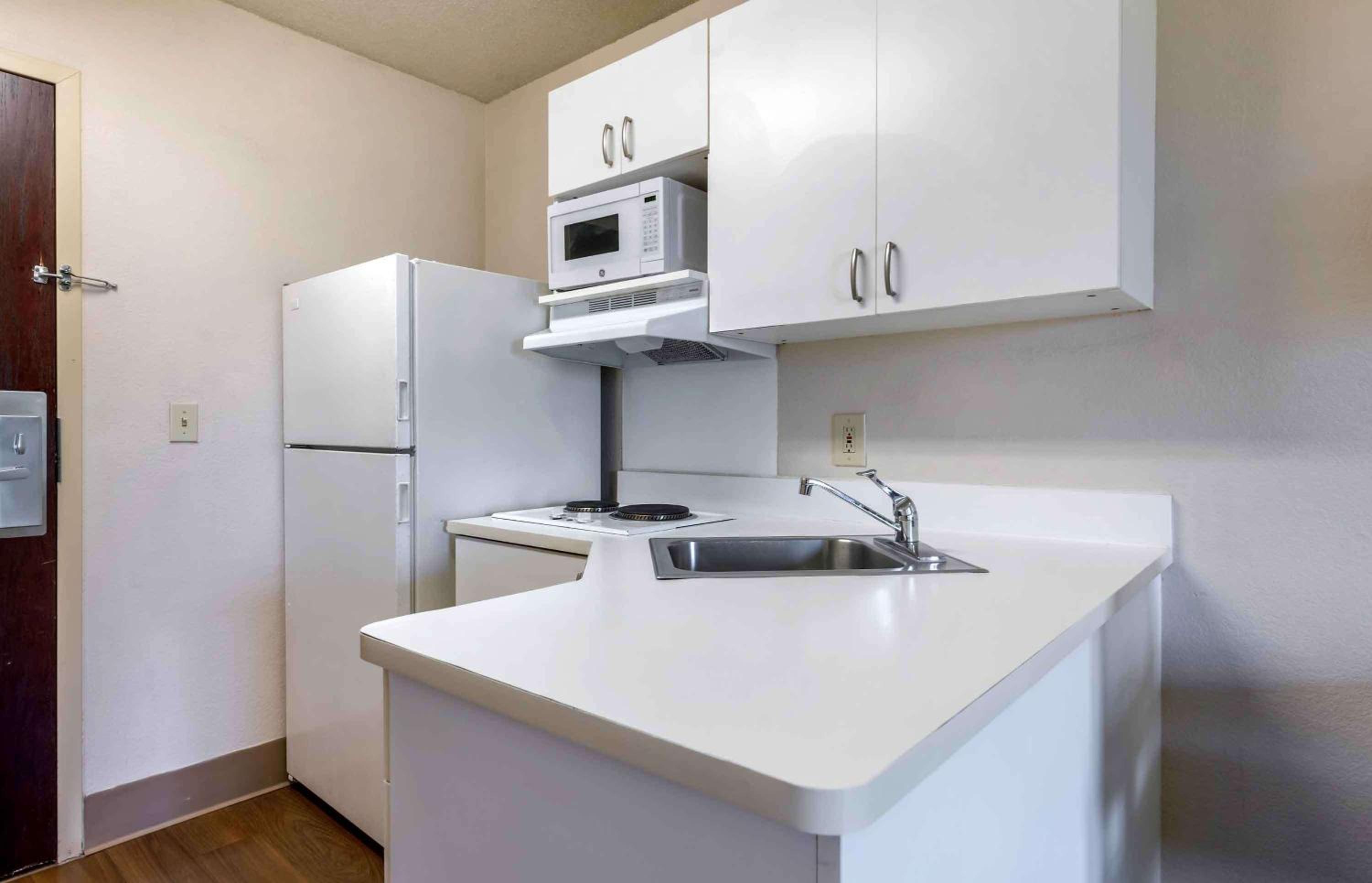 Studio with 2 Double Beds - Non-Smoking - Photo 3