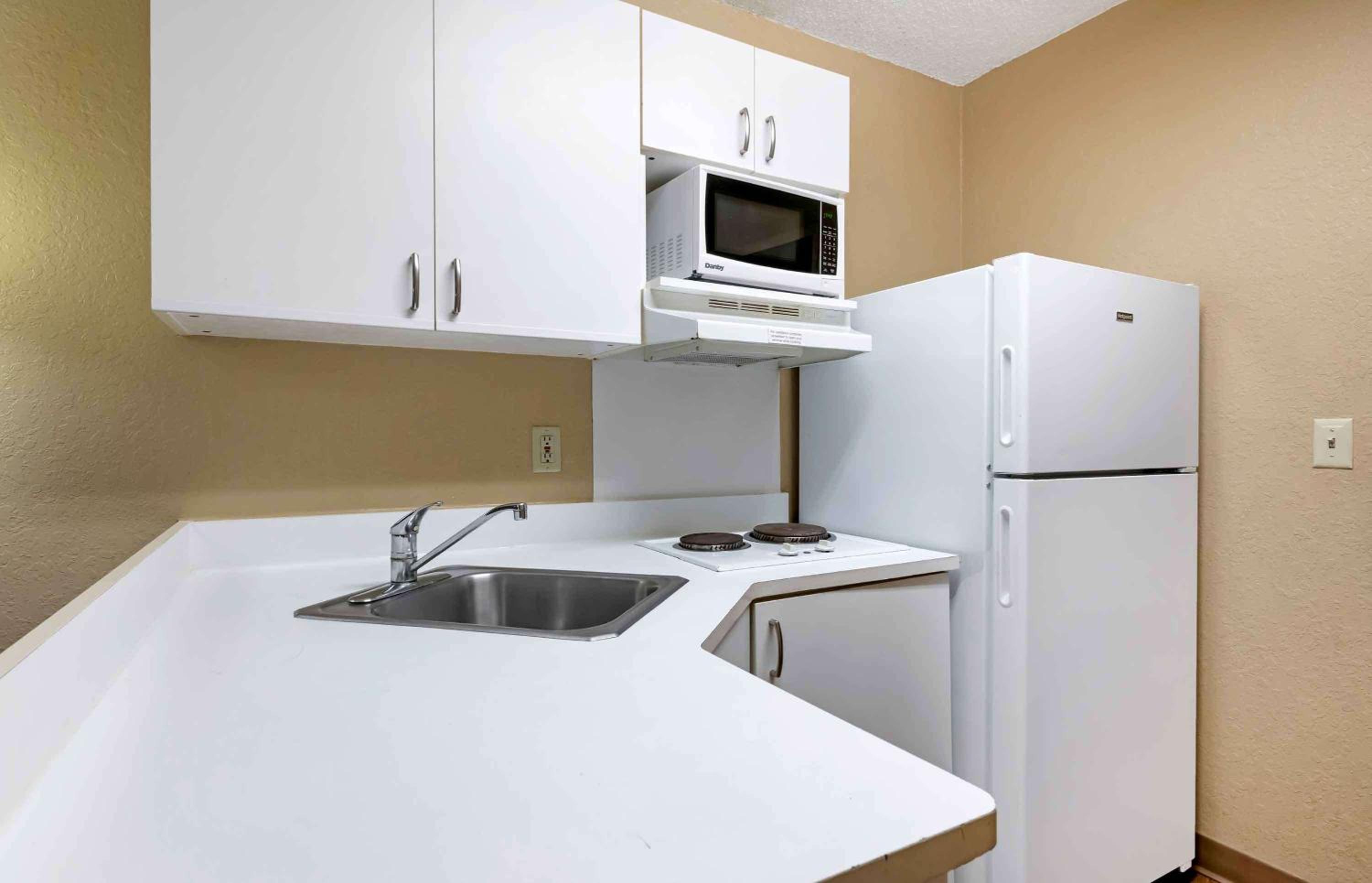 Studio with 2 Double Beds - Non-Smoking - Photo 7