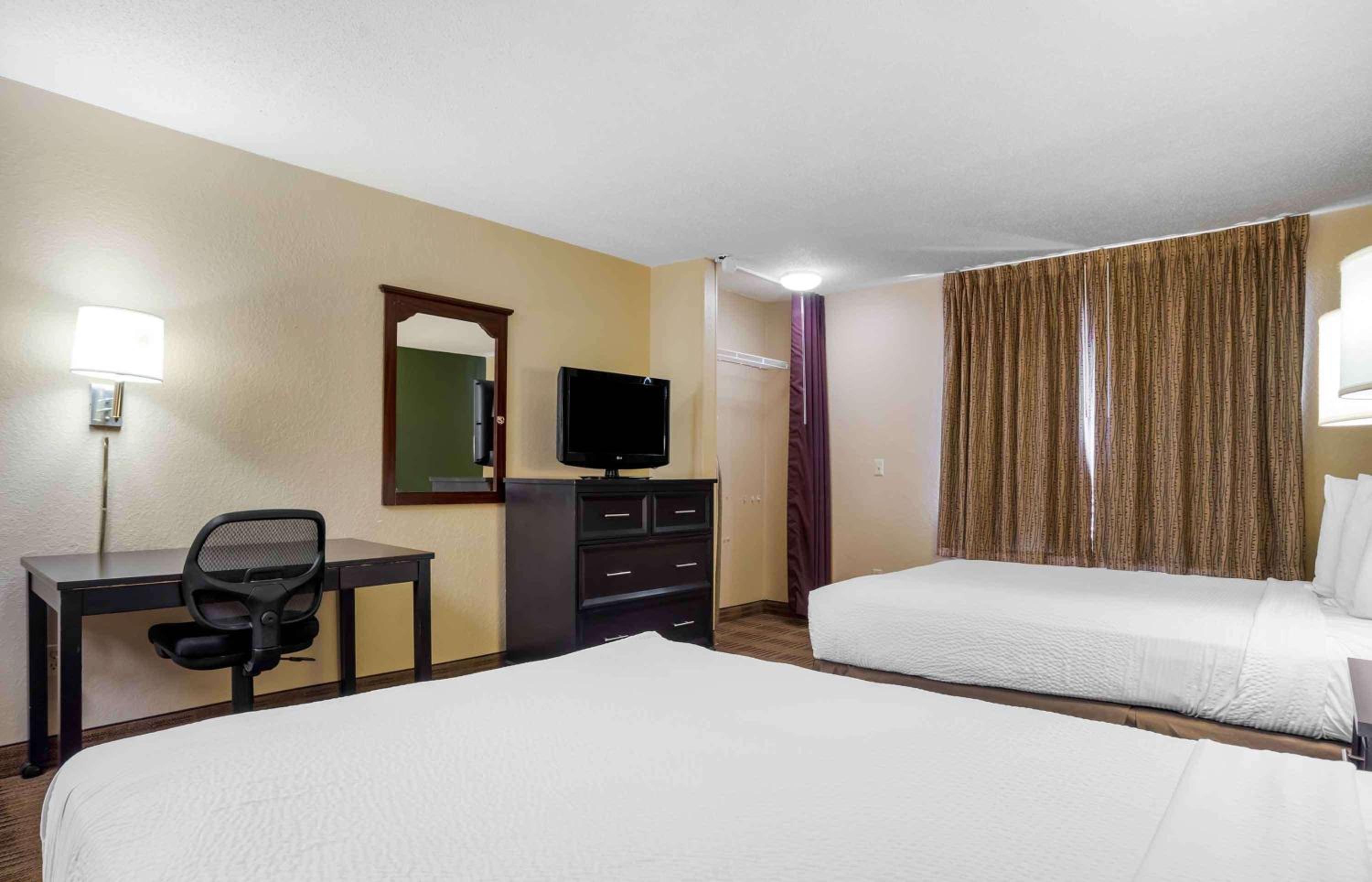 Studio with 2 Double Beds - Non-Smoking - Photo 2