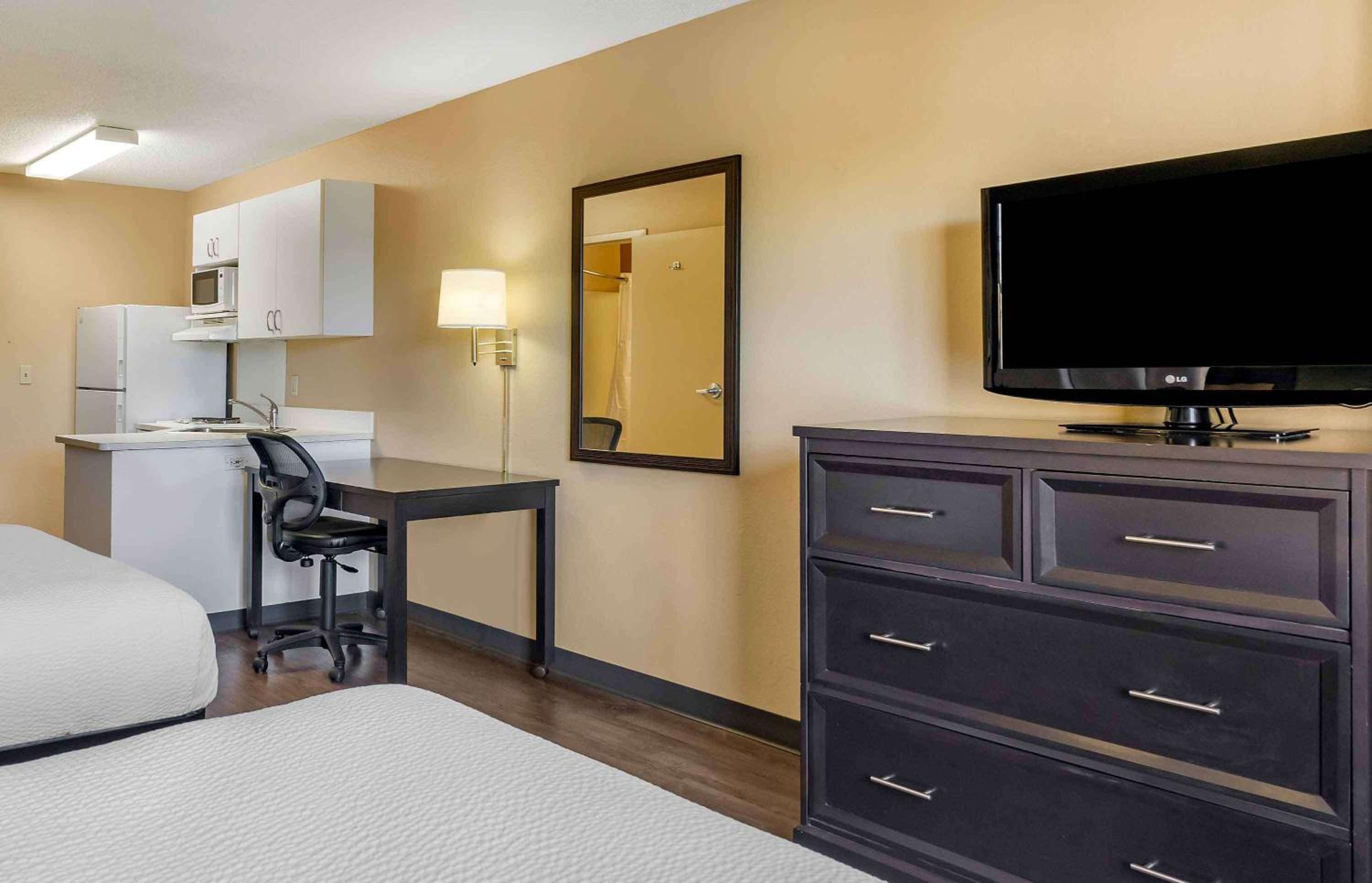 Studio with 2 Double Beds - Non-Smoking - Photo 4