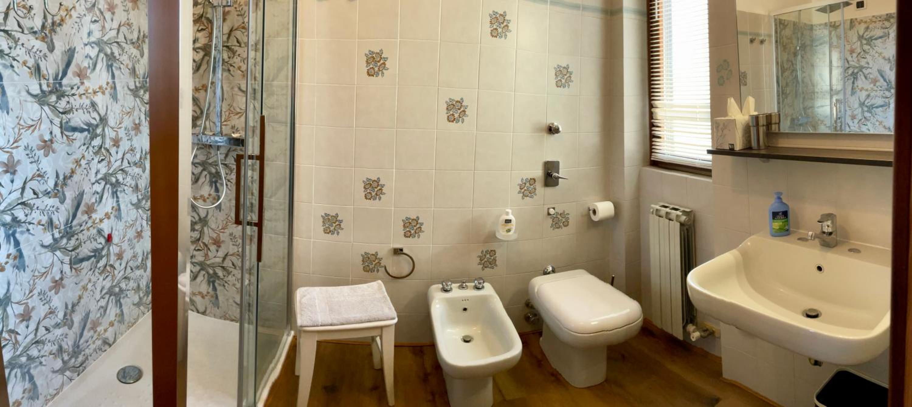 Double Room - Photo 11
