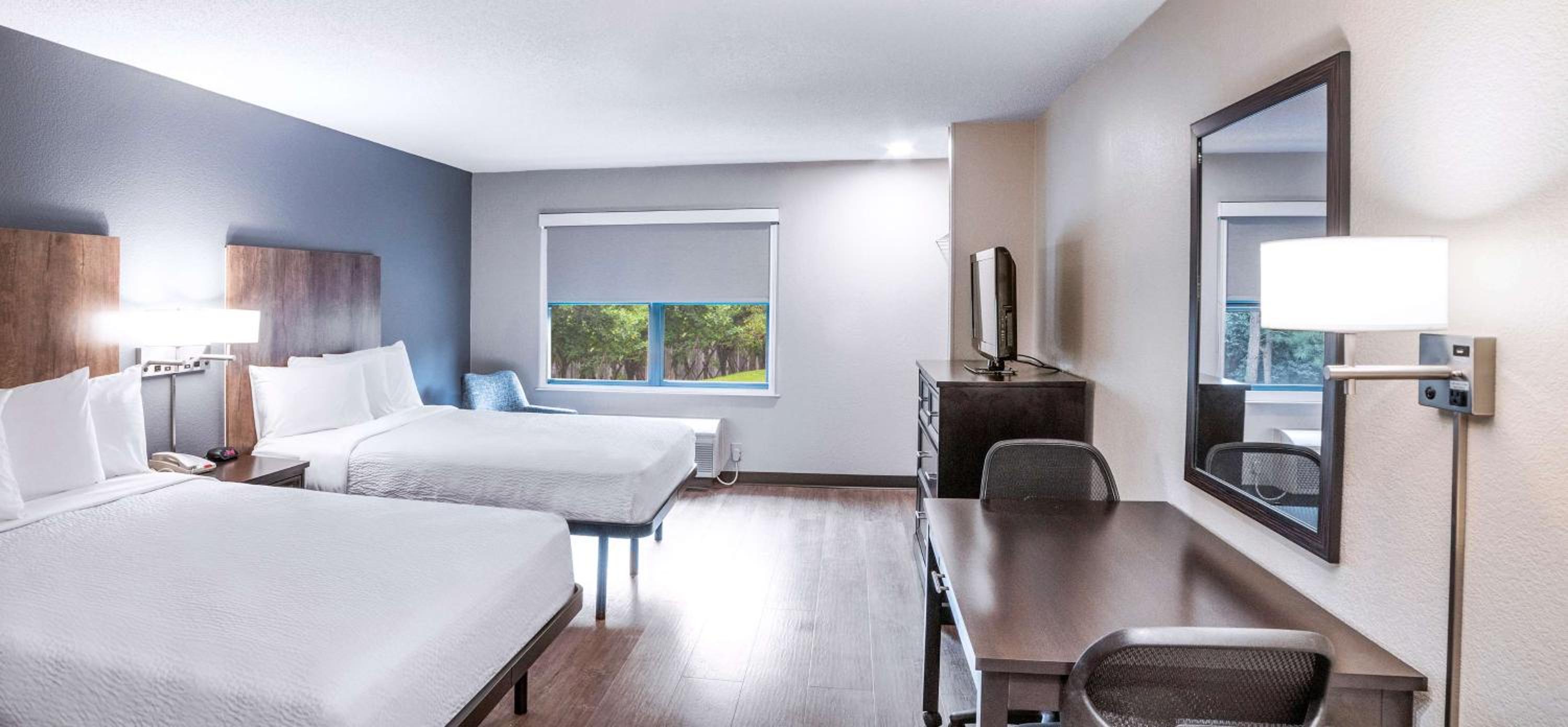 Studio with 2 Queen Beds - Non-Smoking - Photo 1
