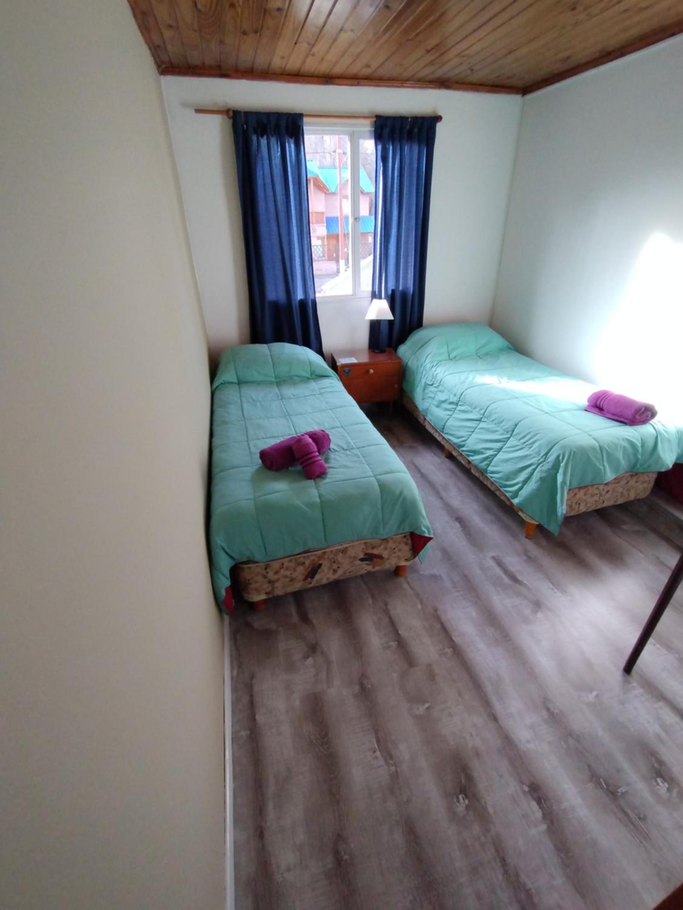 Twin Room with Private Bathroom photo 3