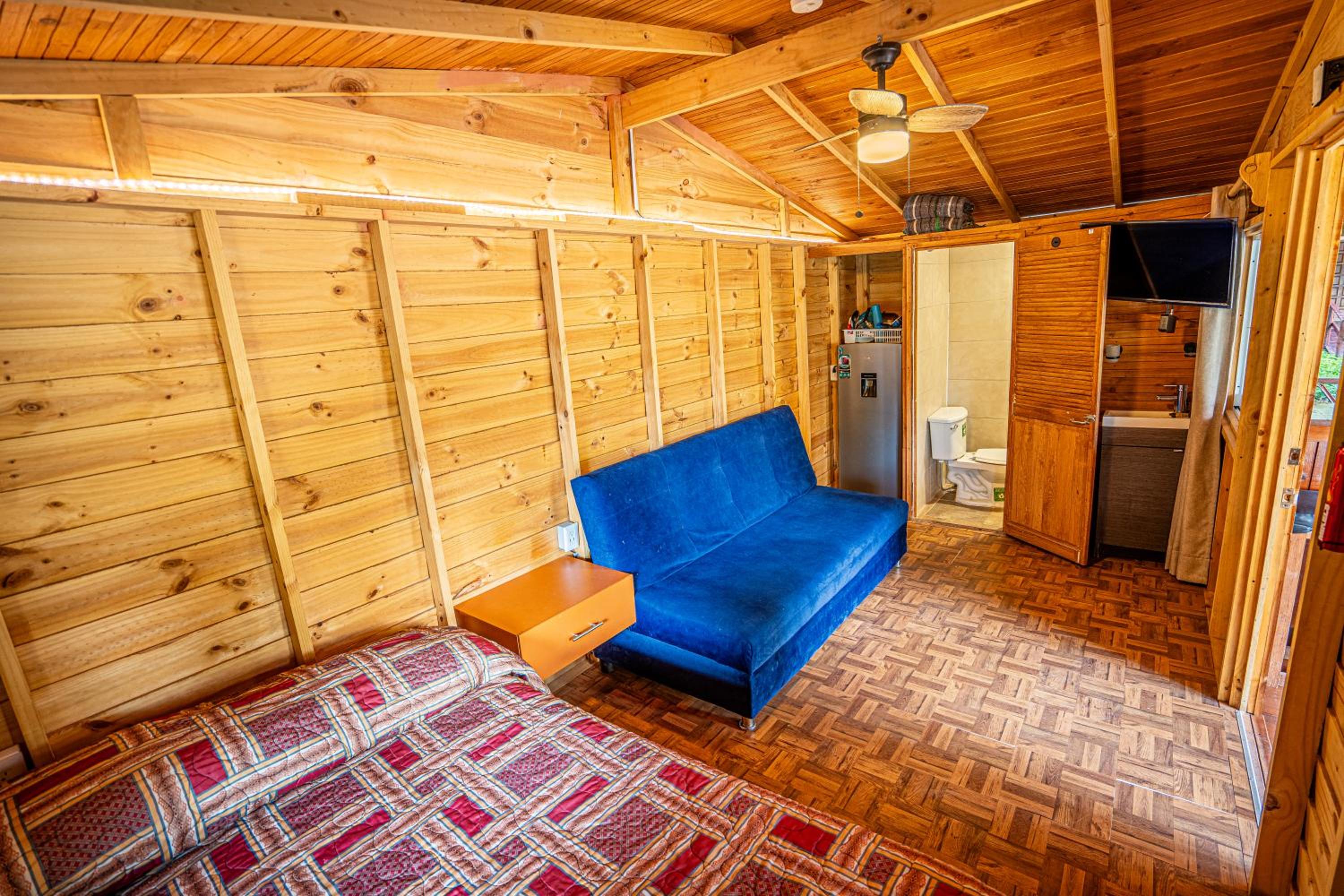Standard Queen Room - Photo 1