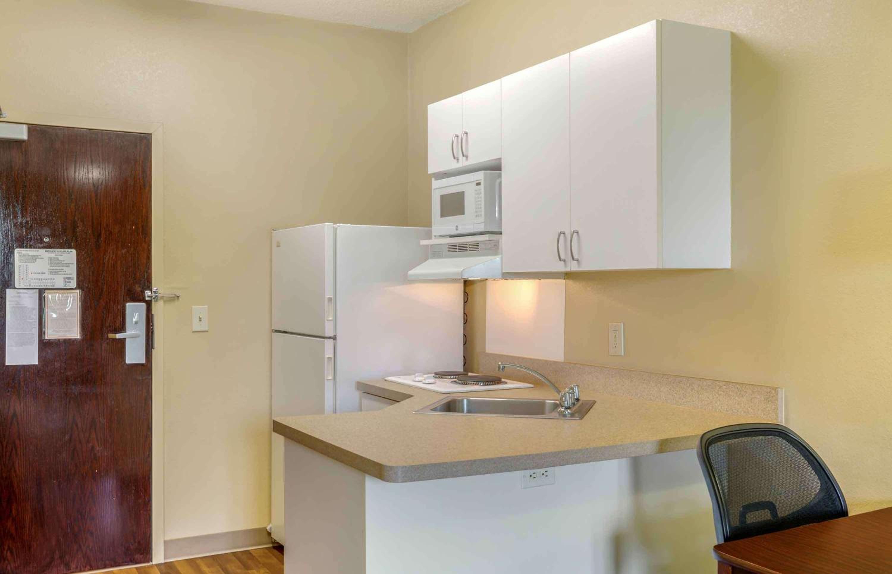 Studio with 2 Double Beds - Non-Smoking - Photo 3