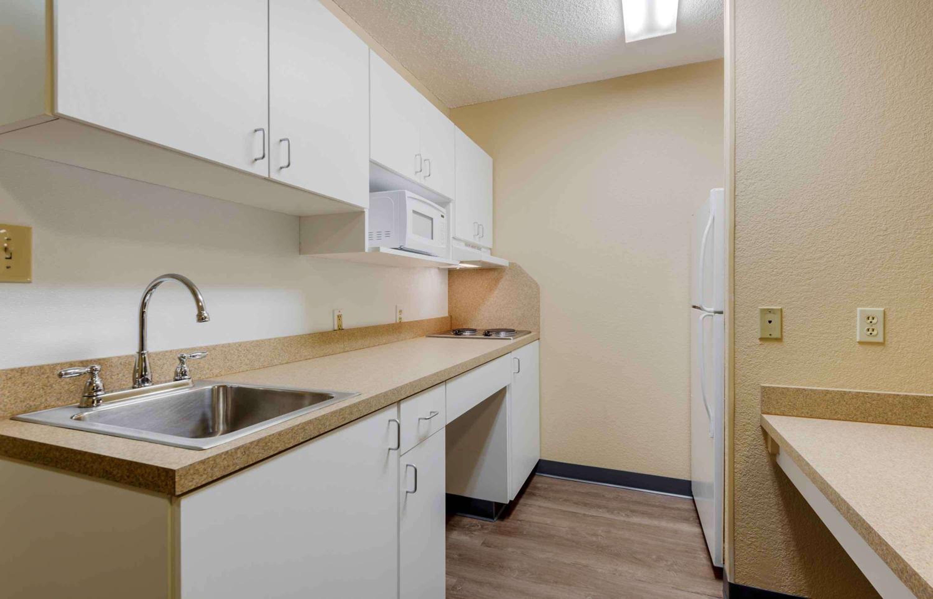 Studio with 2 Double Beds - Non-Smoking - Photo 6